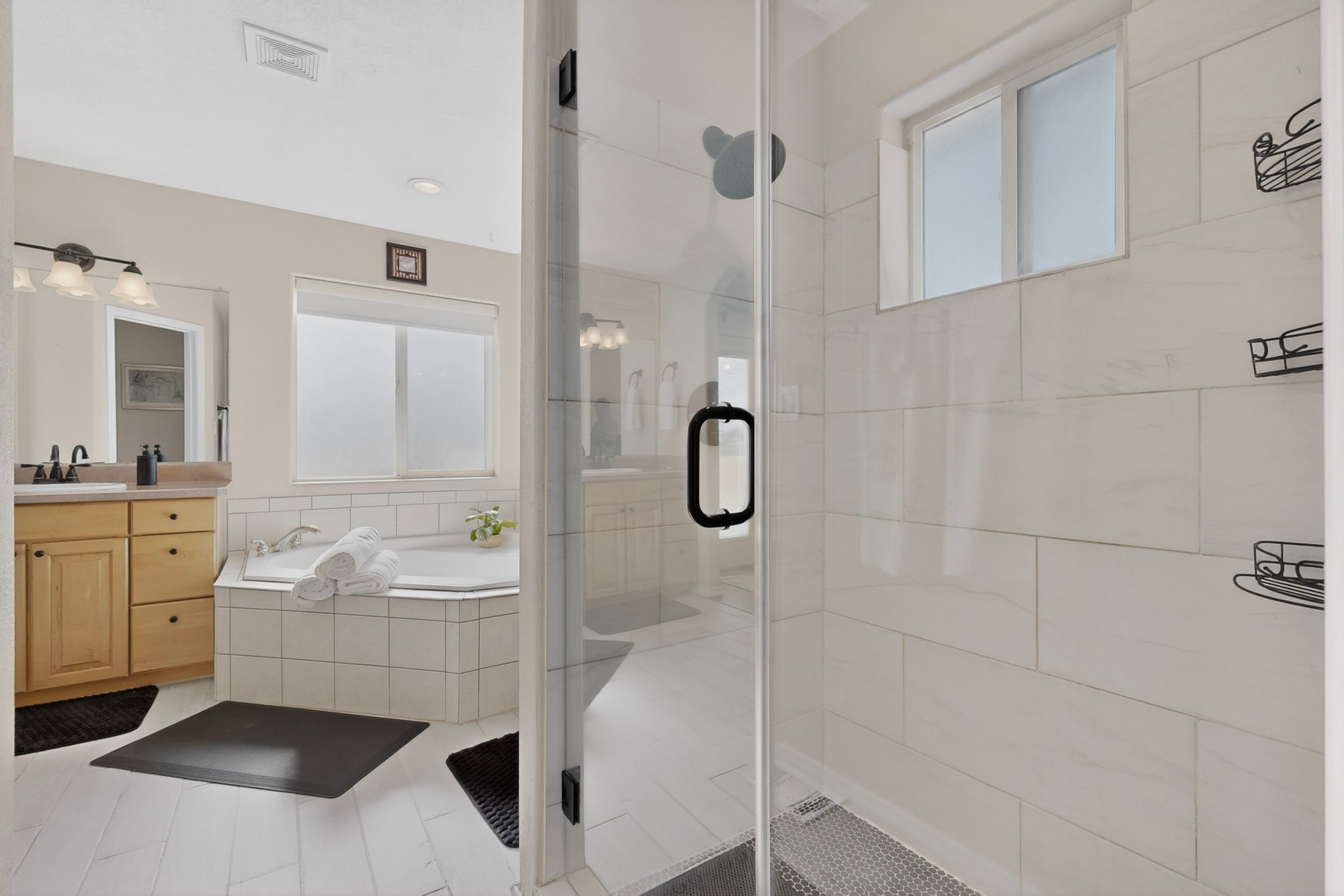 1934 Bryn Mawr Dr NE