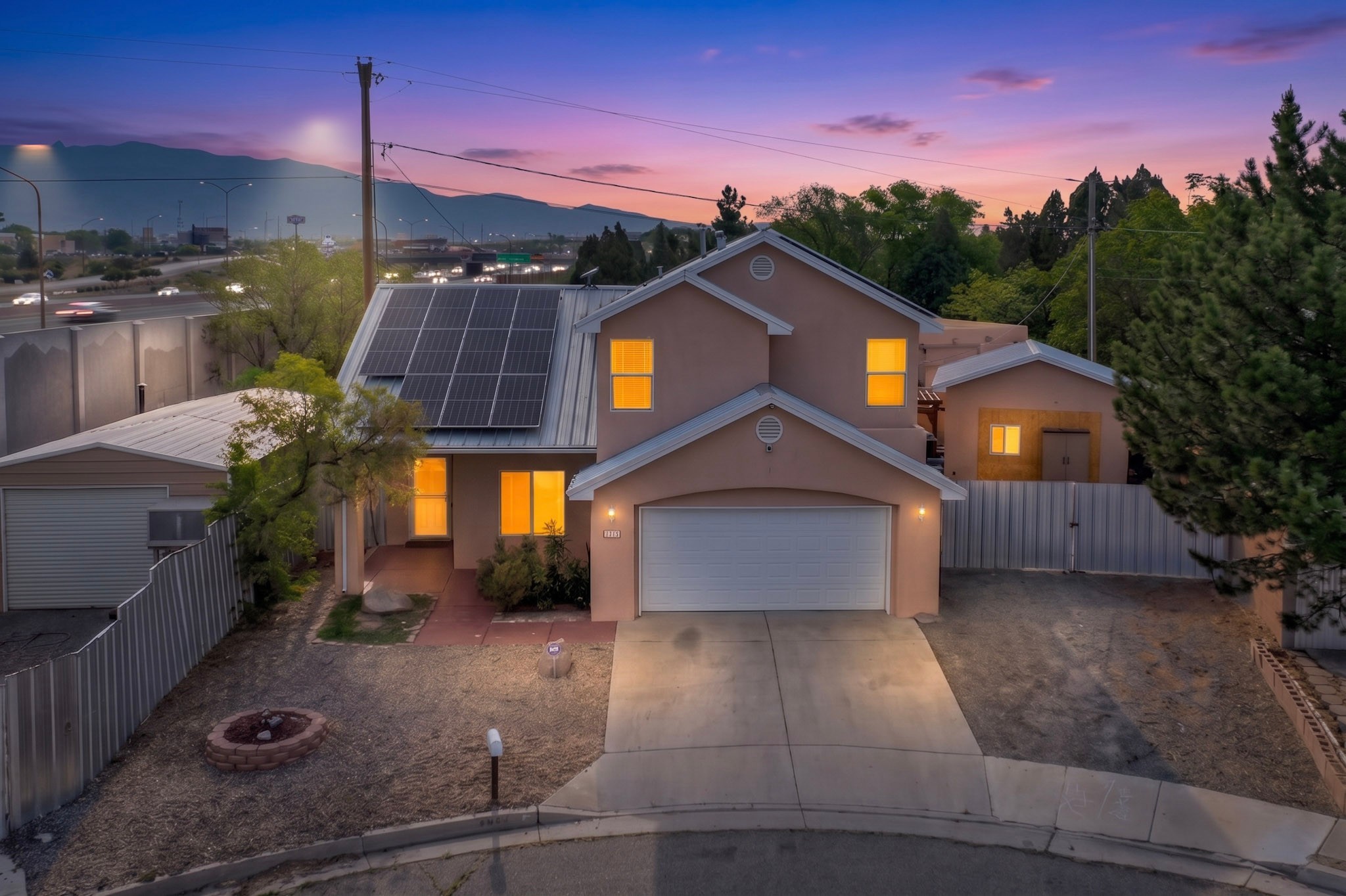 1934 Bryn Mawr Dr NE