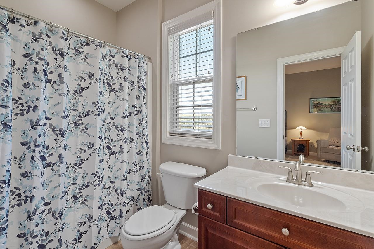 1215 Heritage Links Drive