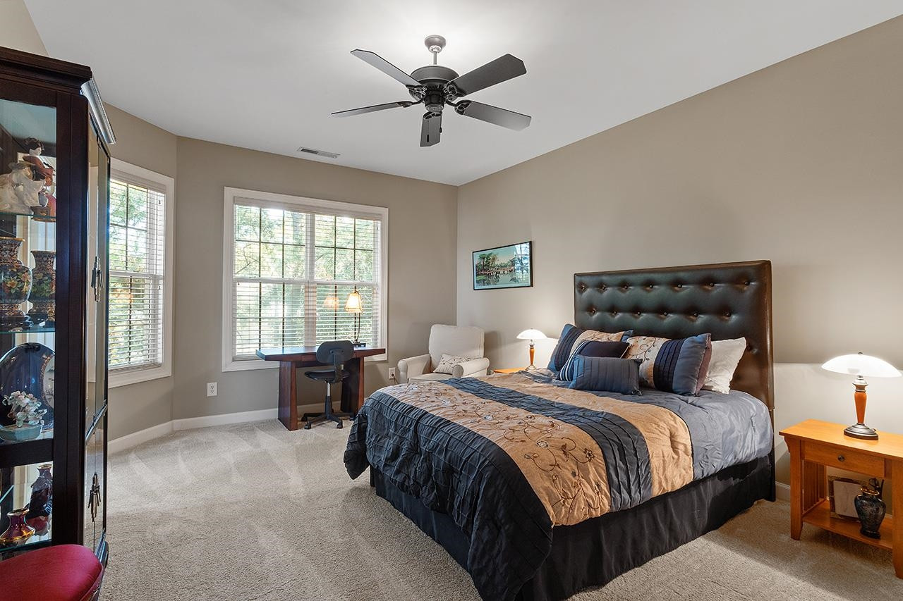 1215 Heritage Links Drive