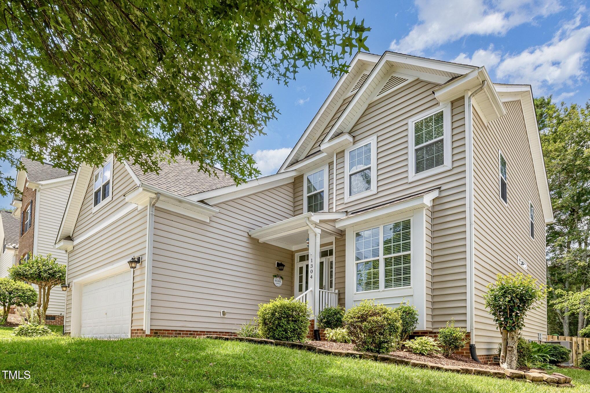 1304 Trailing Rose Court