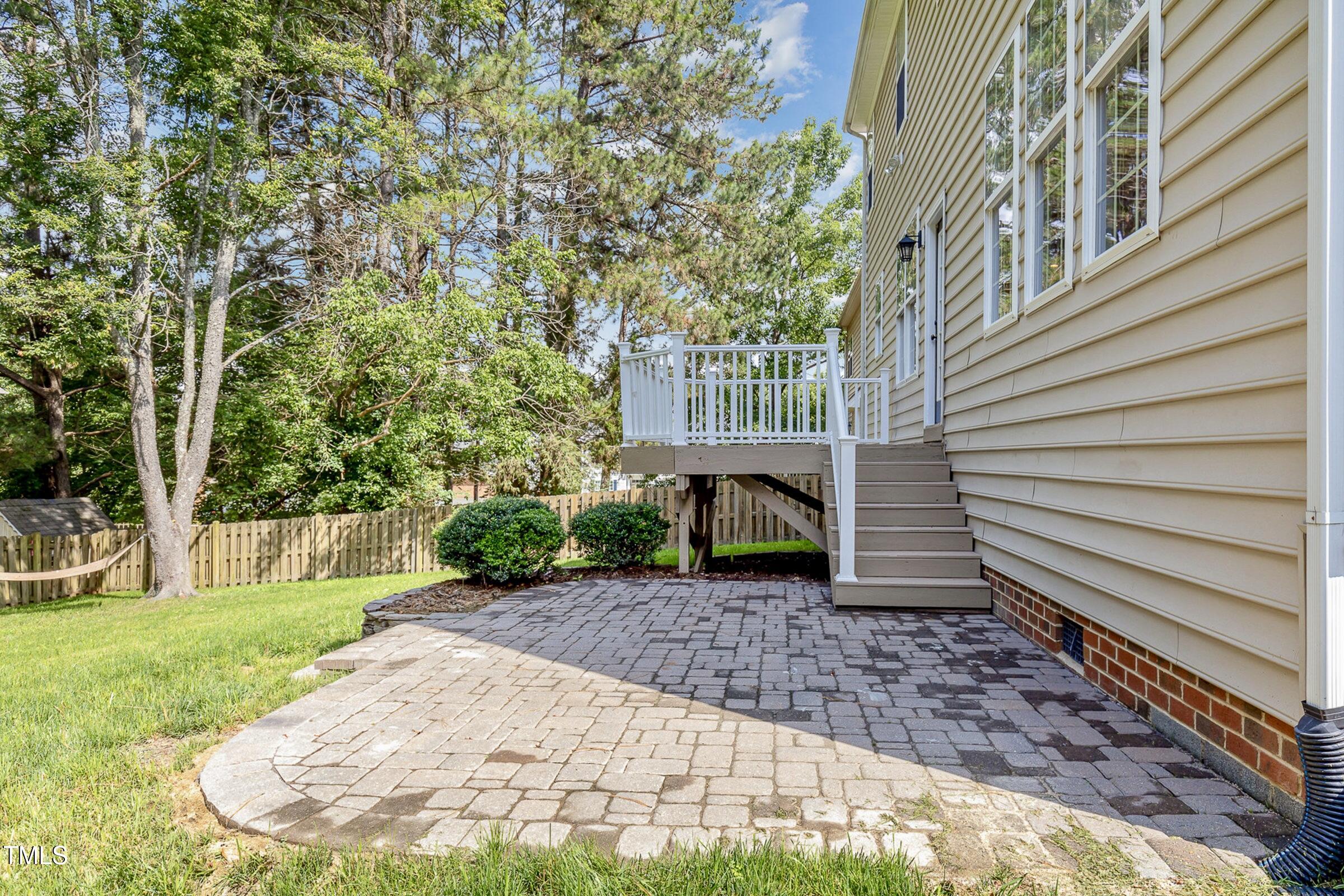 1304 Trailing Rose Court