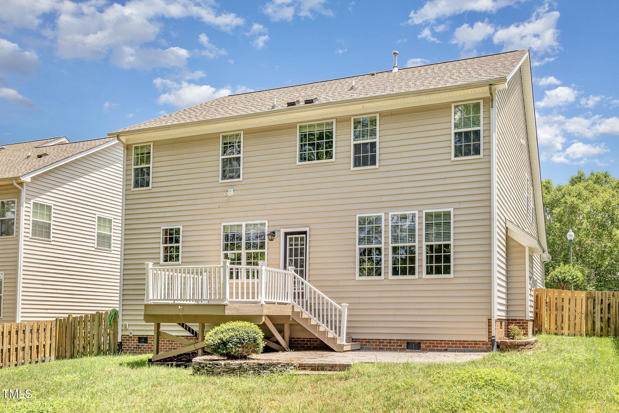 1304 Trailing Rose Court