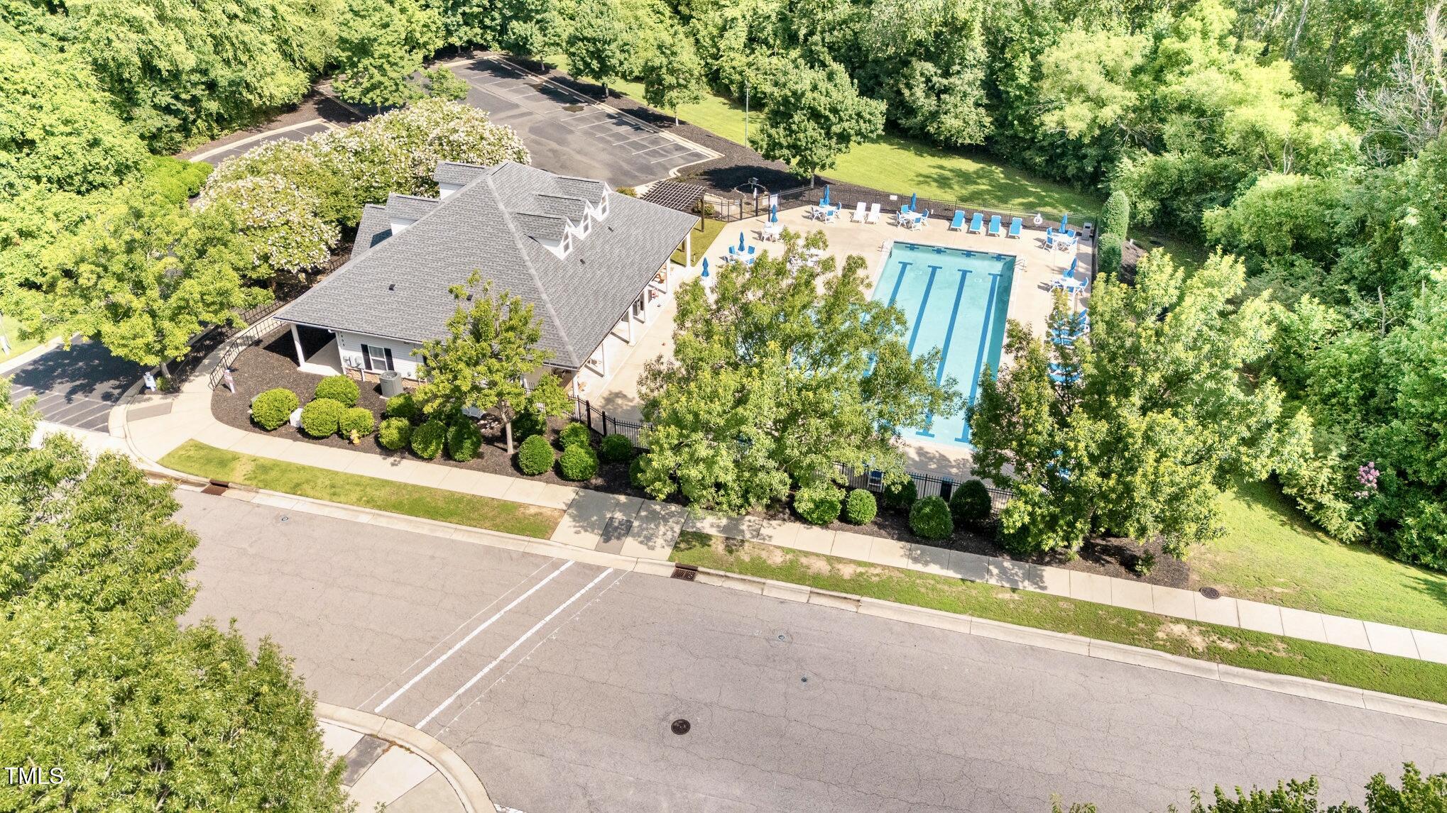 1304 Trailing Rose Court