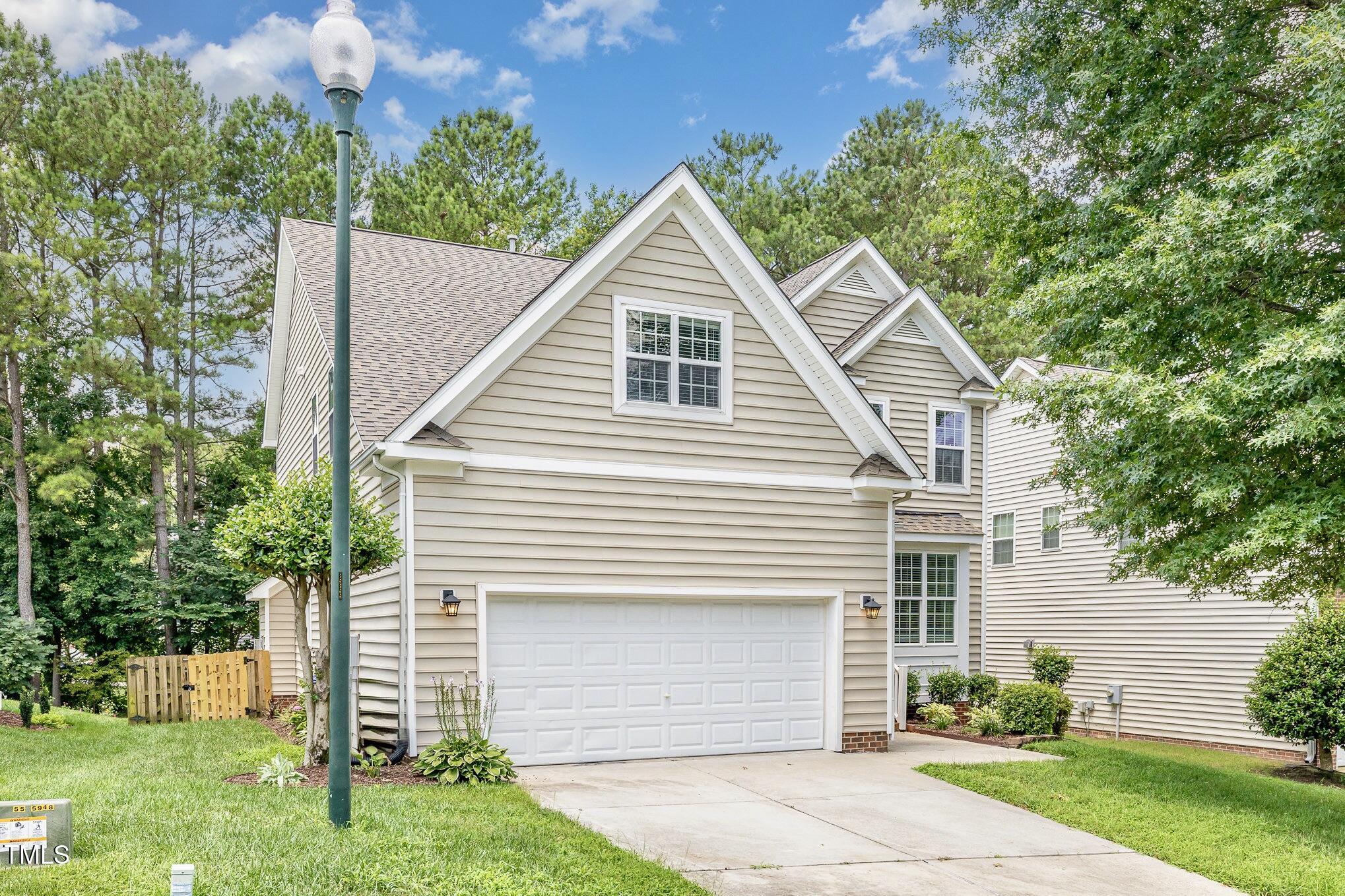 1304 Trailing Rose Court