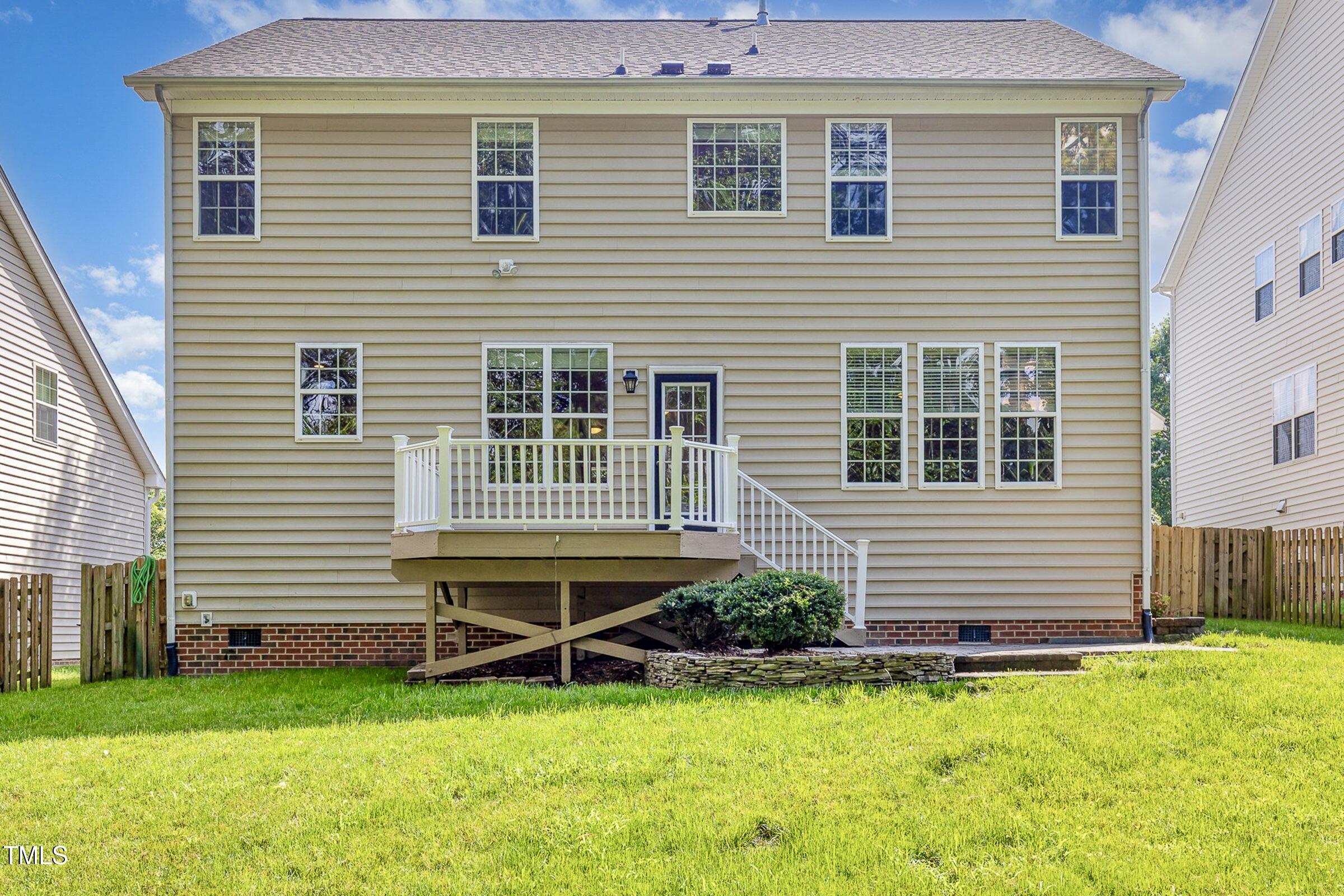 1304 Trailing Rose Court