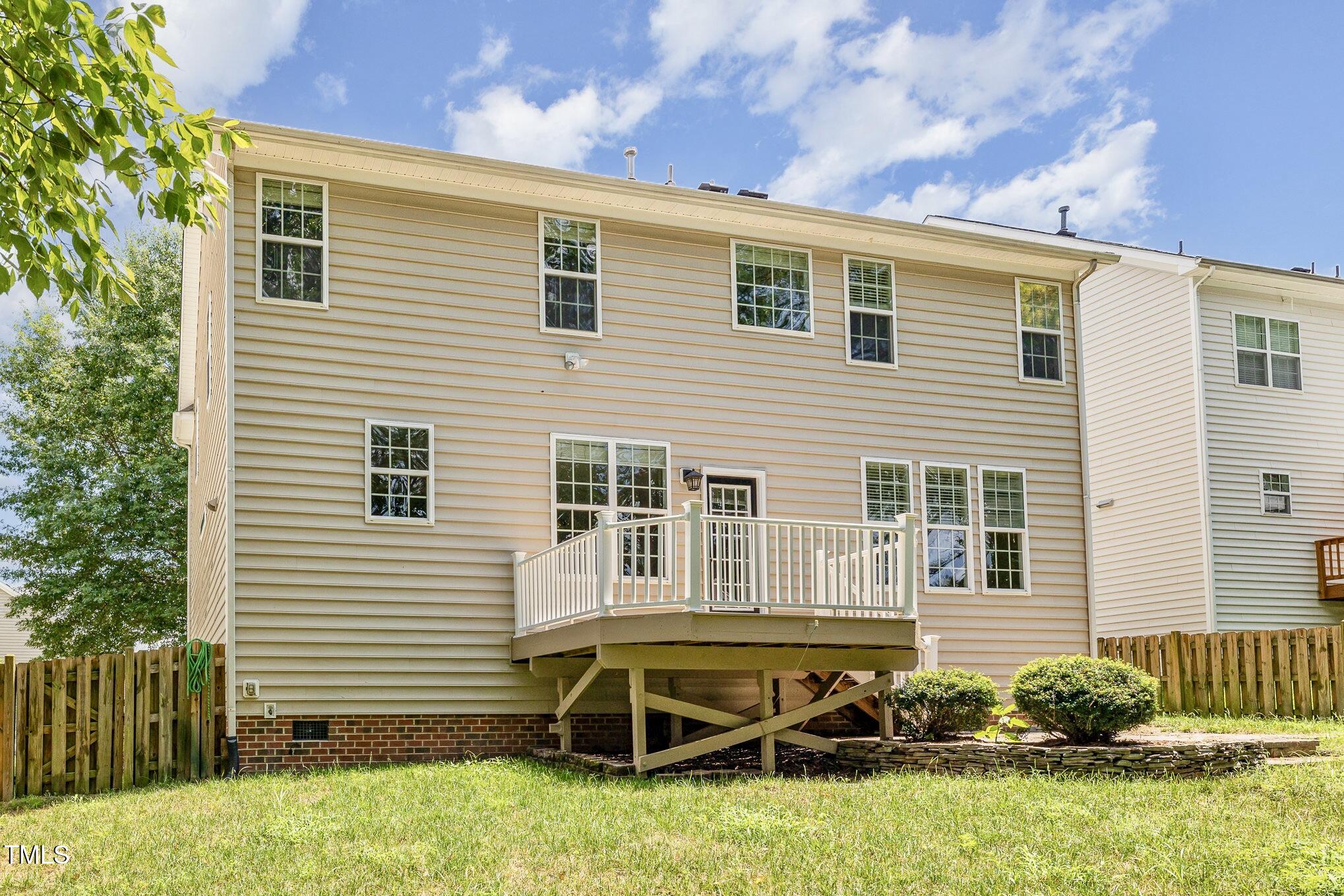 1304 Trailing Rose Court