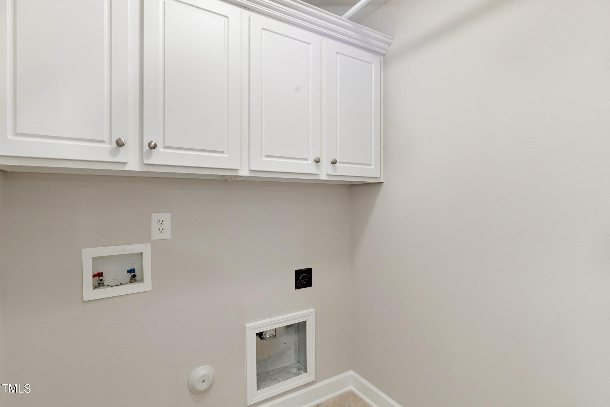 1304 Trailing Rose Court