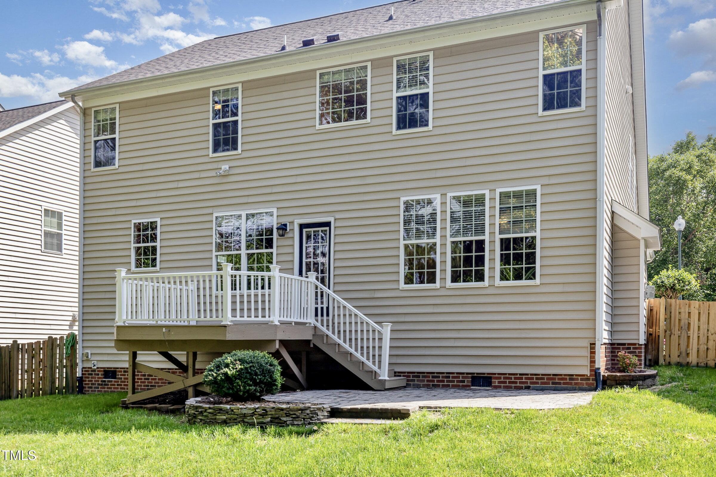 1304 Trailing Rose Court