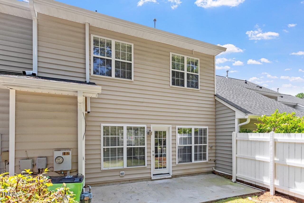 1505 Poets Glade Drive