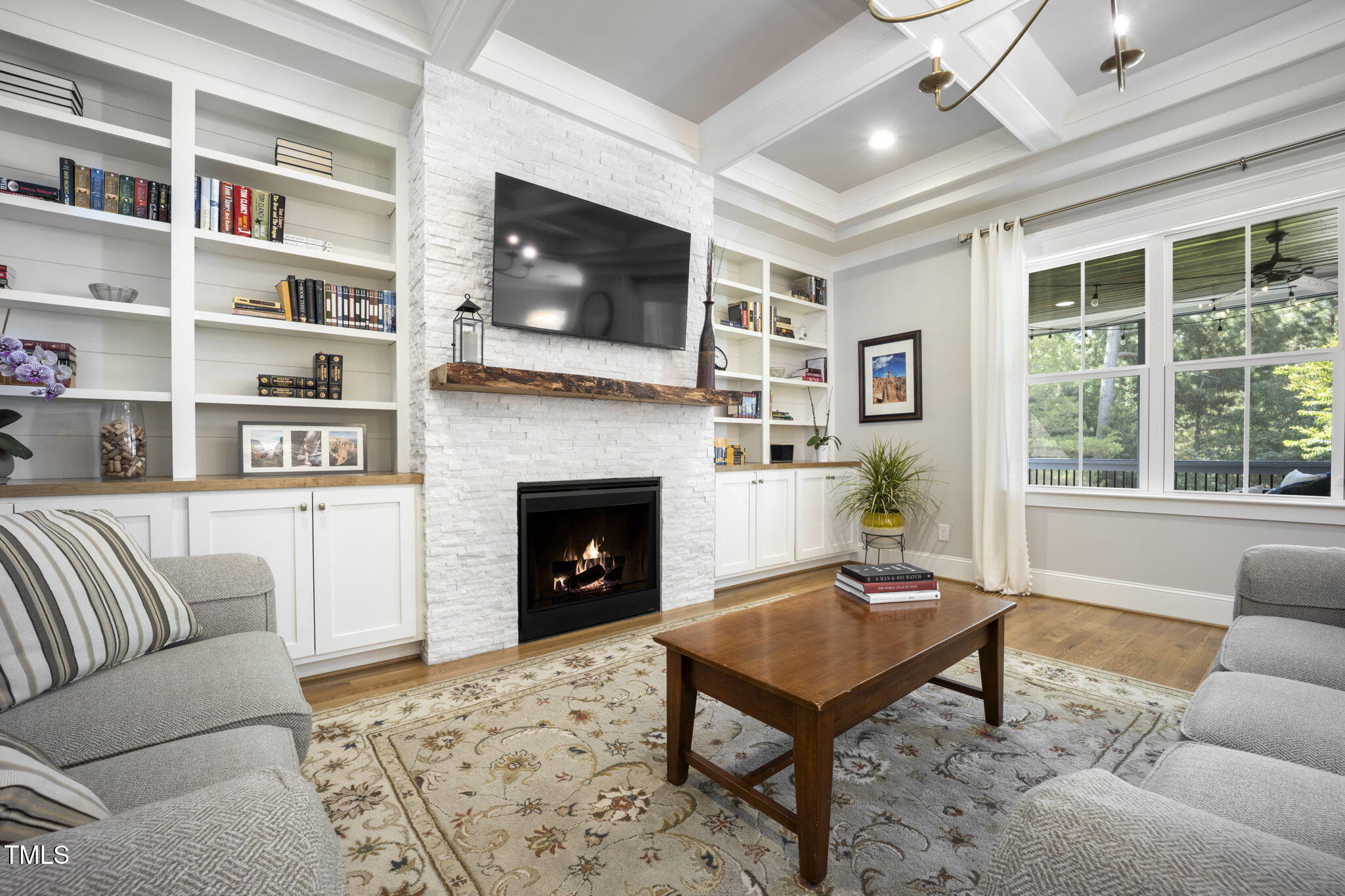 1317 Mackinaw Drive