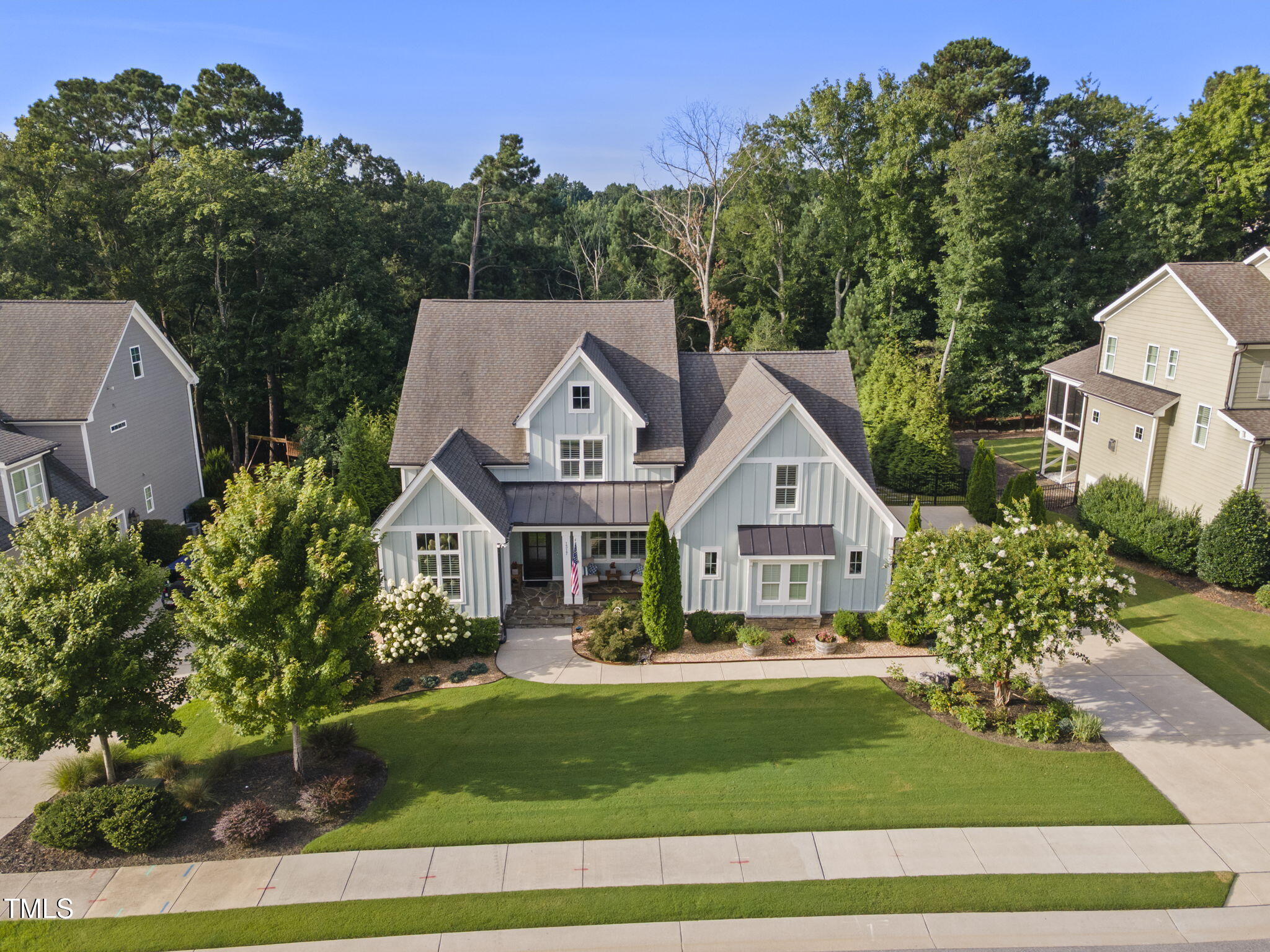 1317 Mackinaw Drive