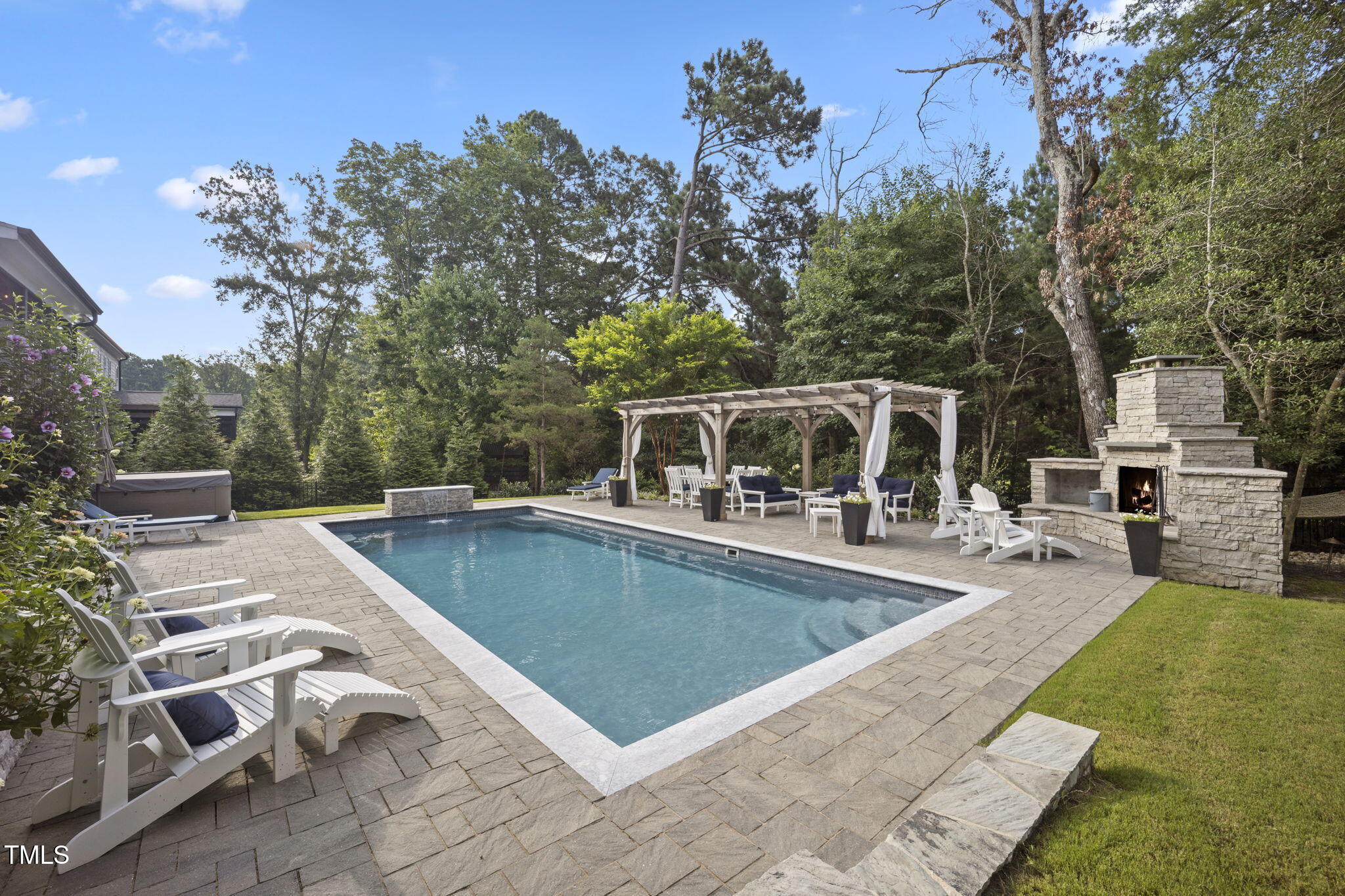 1317 Mackinaw Drive