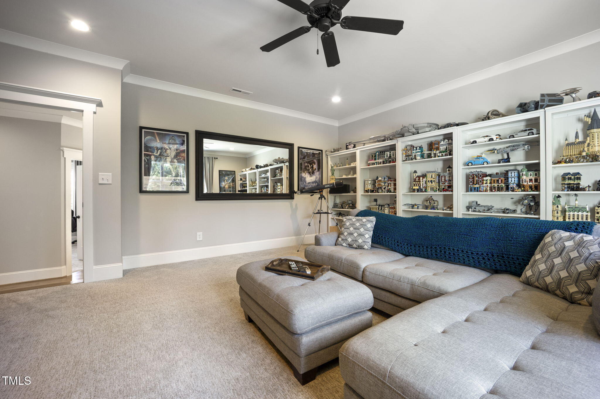 1317 Mackinaw Drive