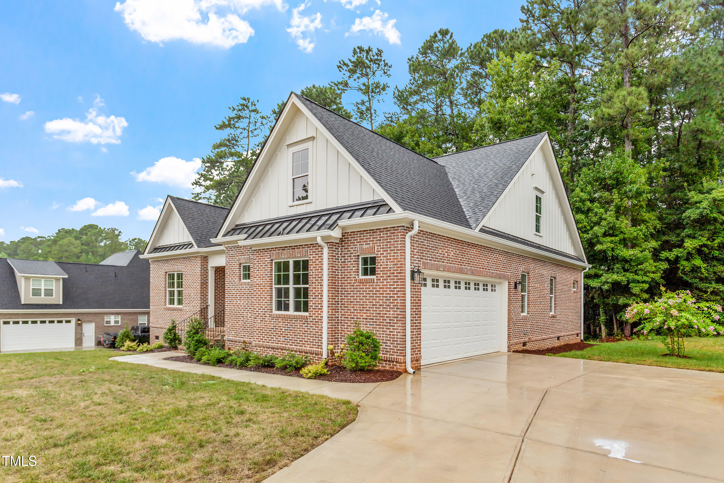 3022 Carrington Lane