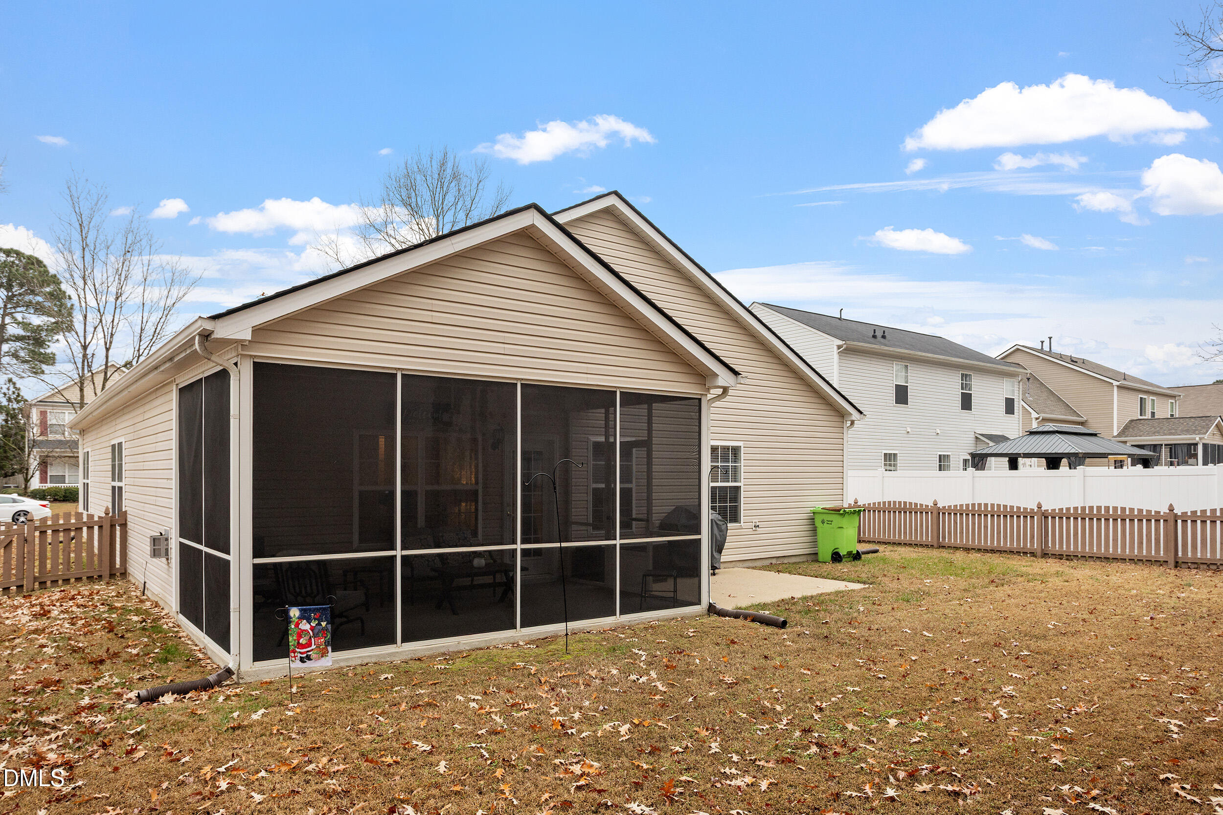 5313 Neuse Forest Road