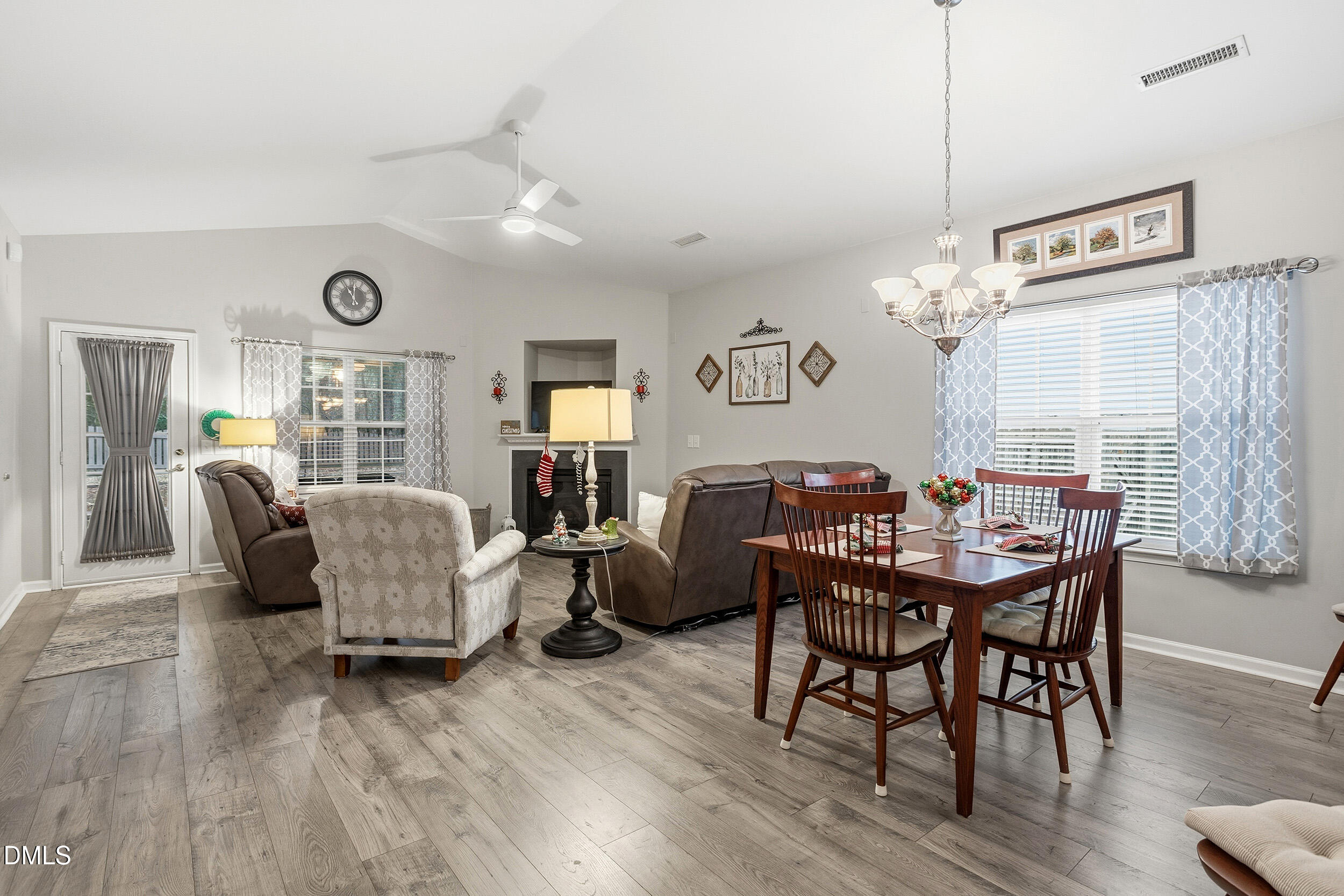 5313 Neuse Forest Road