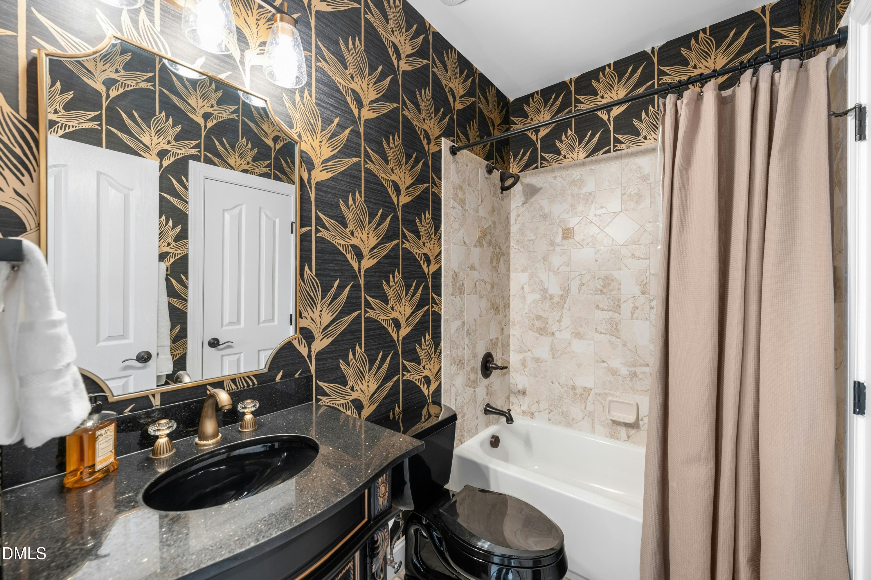 1621 Elegance Drive