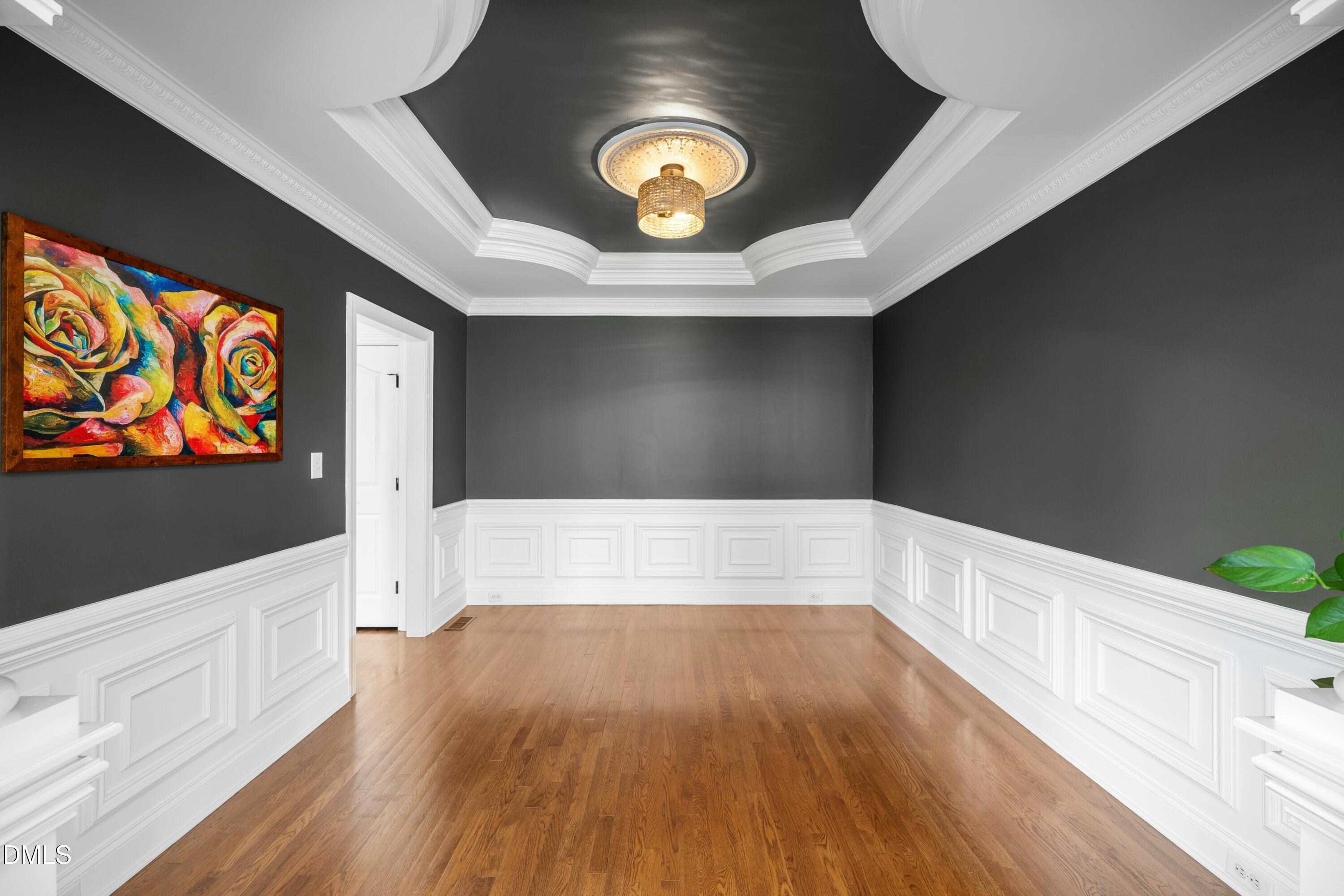 1621 Elegance Drive