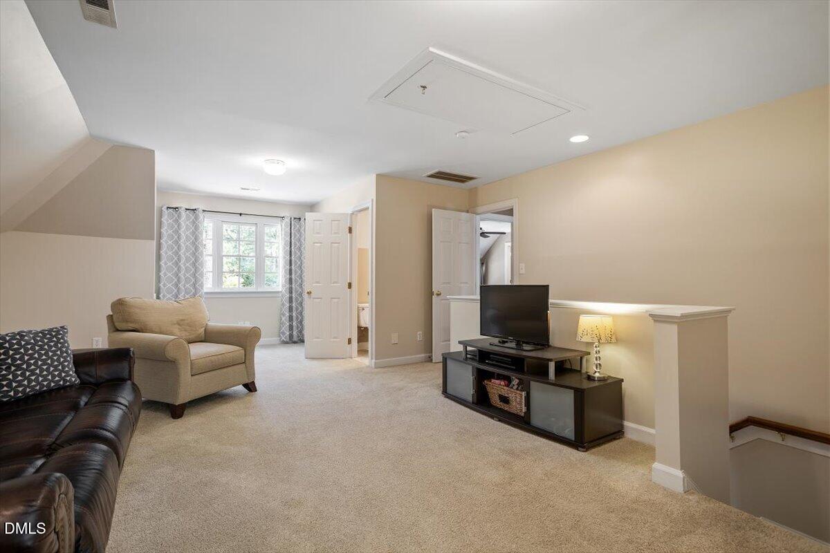 7253 Manor Oaks Drive