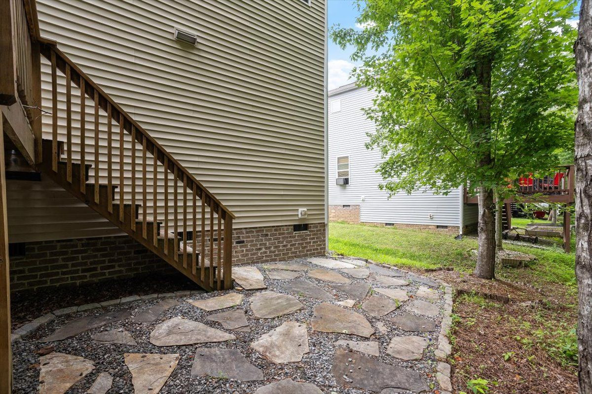 2435 Ferdinand Drive