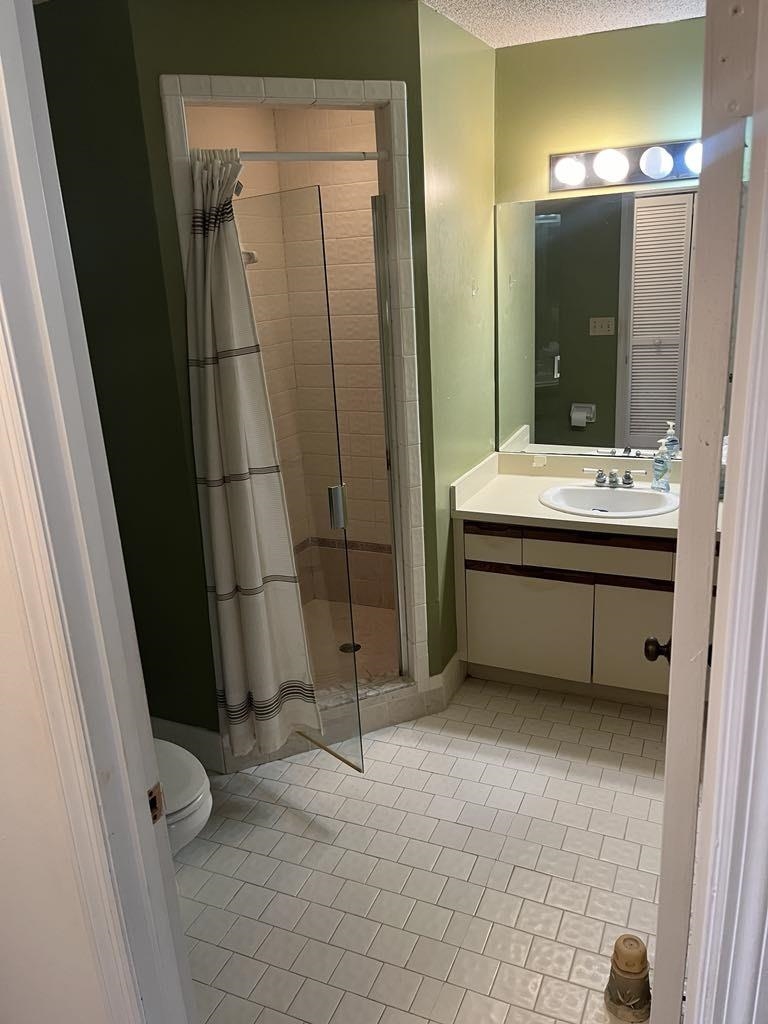 8200 S A1A Unit: 18