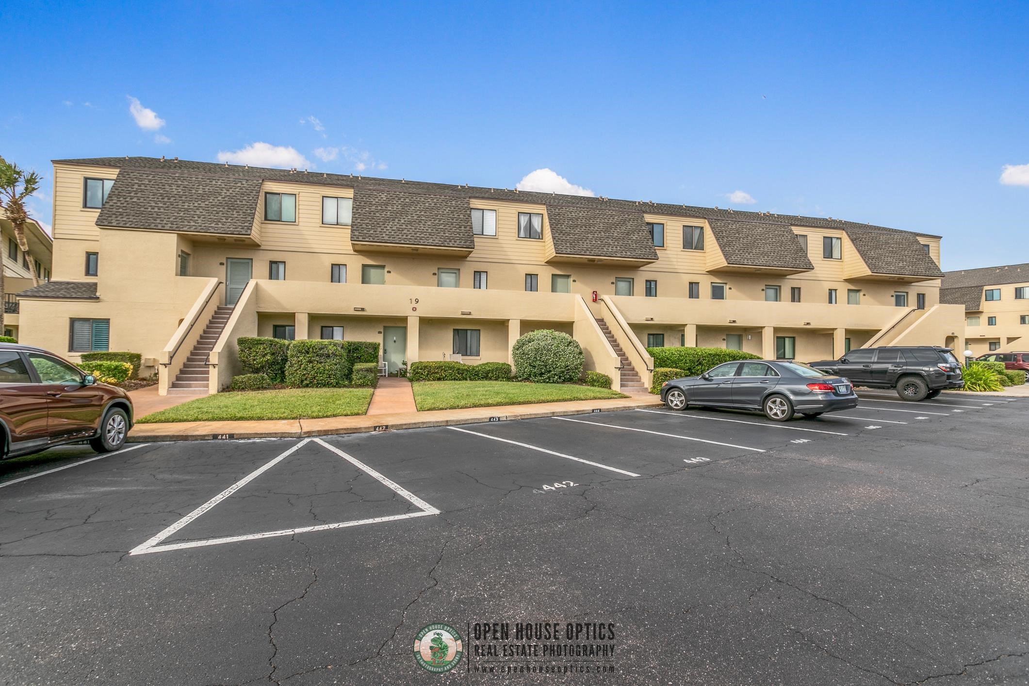 8550 S A1A UNIT 462