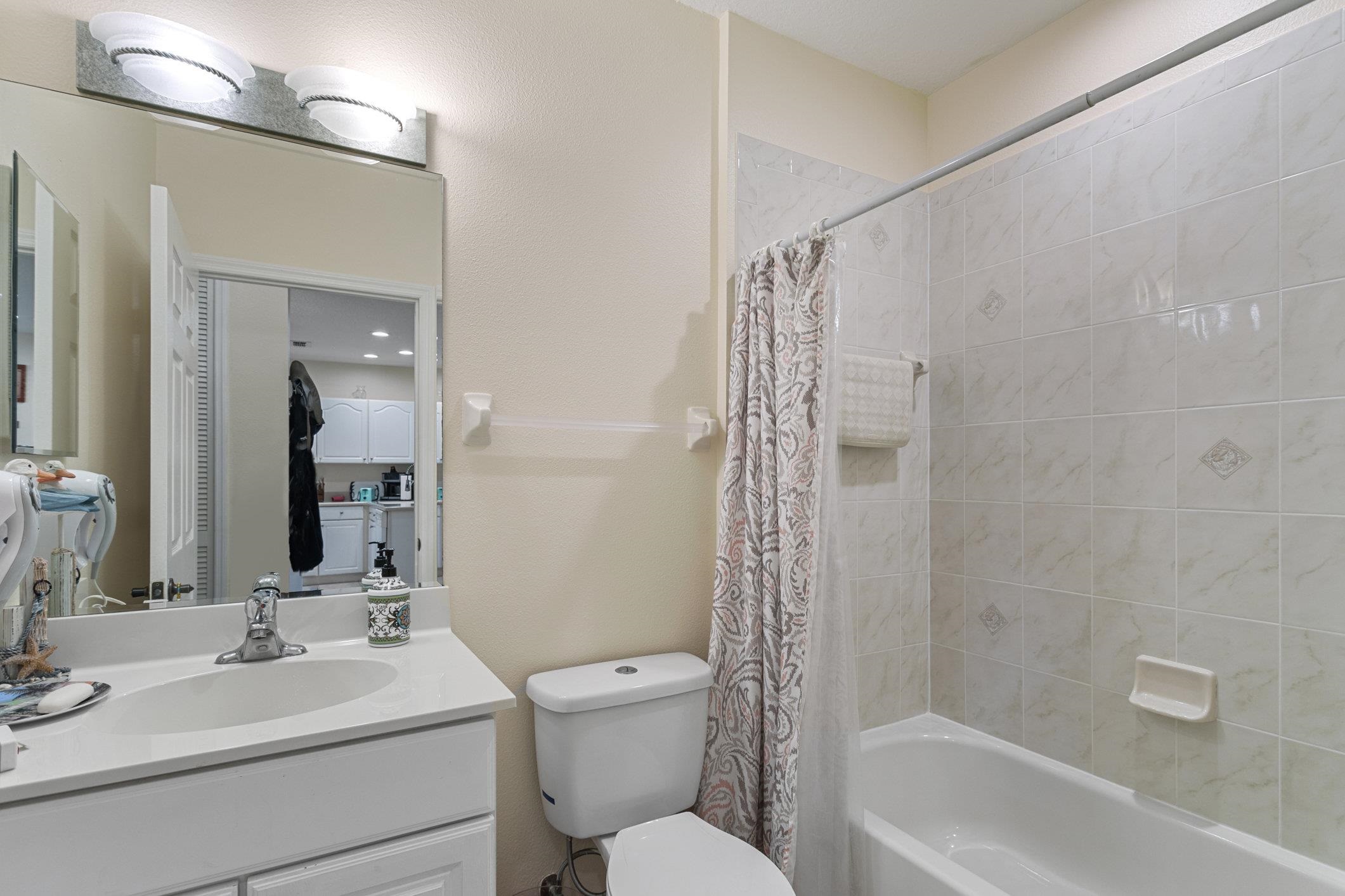 1000 Canopy Walk Lane Unit: 1013