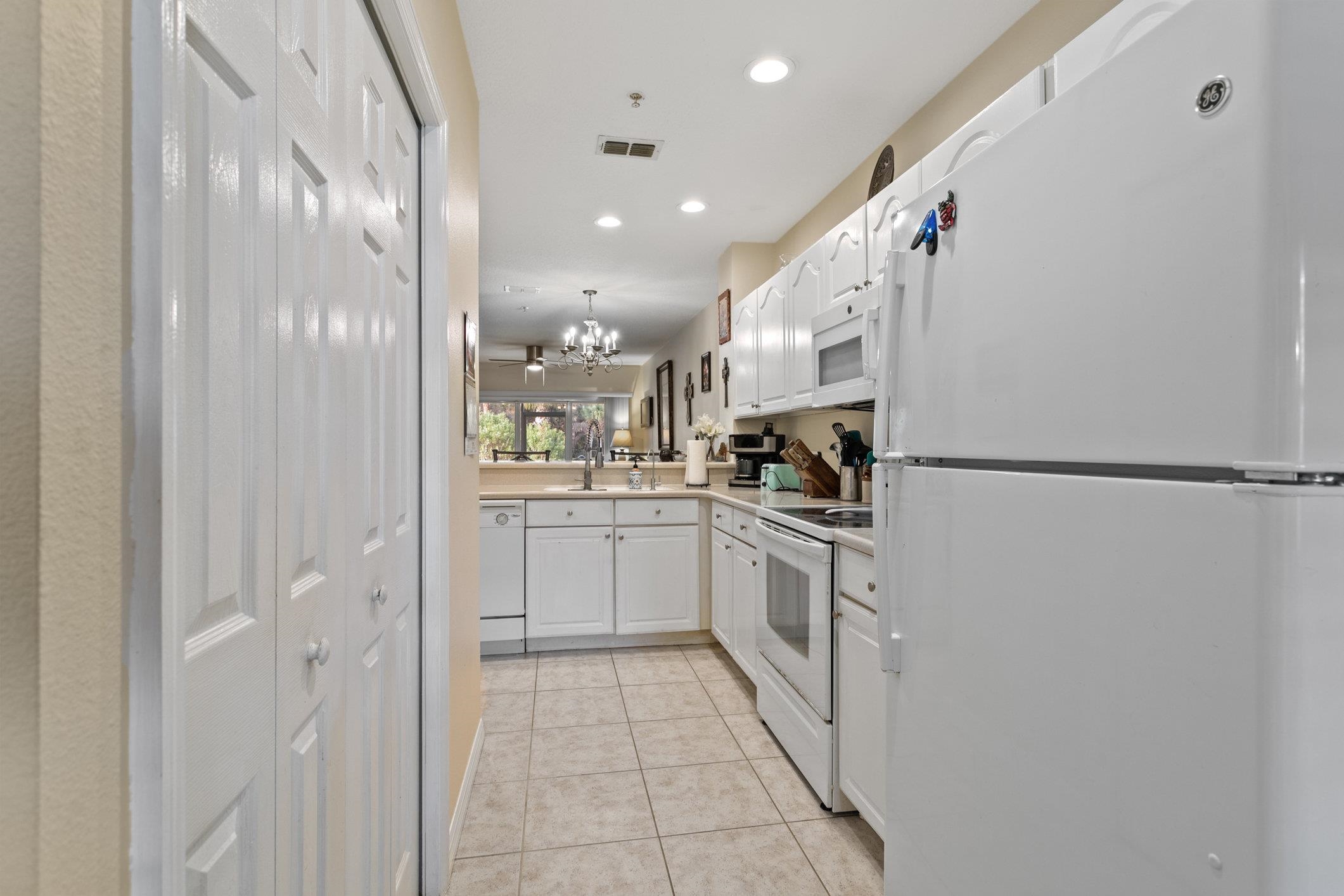 1000 Canopy Walk Lane Unit: 1013