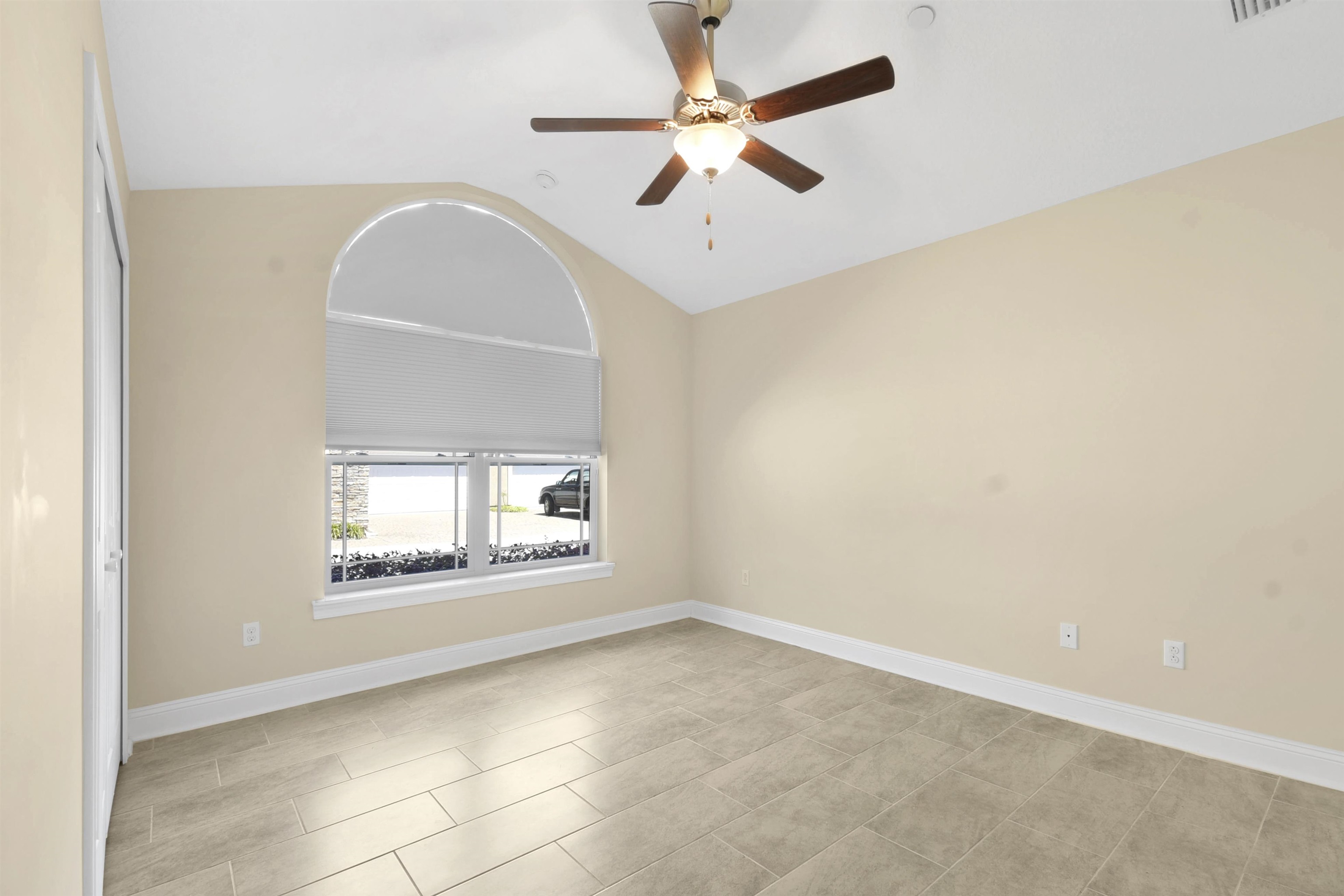 57 Amacano Ln