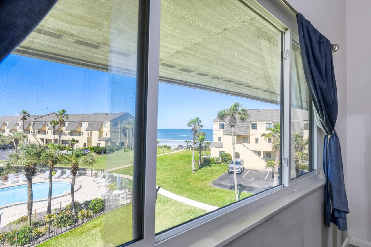 8550 S A1A #347