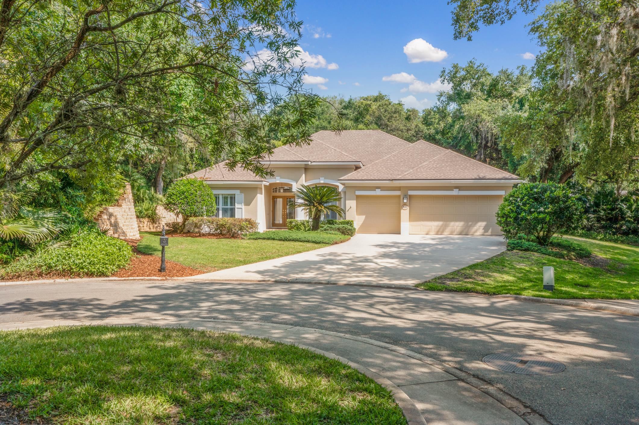 245 Bluebird Ln