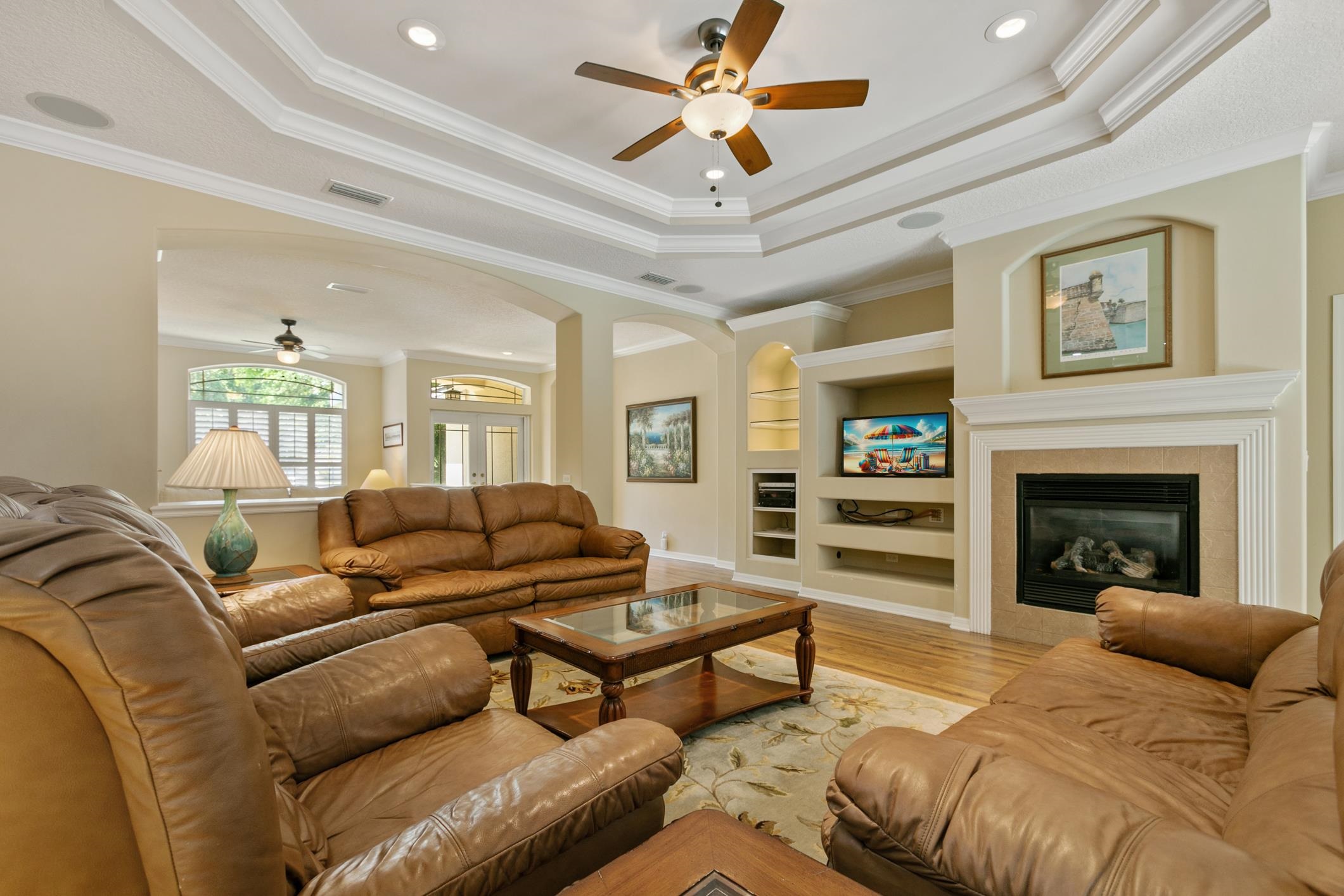 245 Bluebird Ln