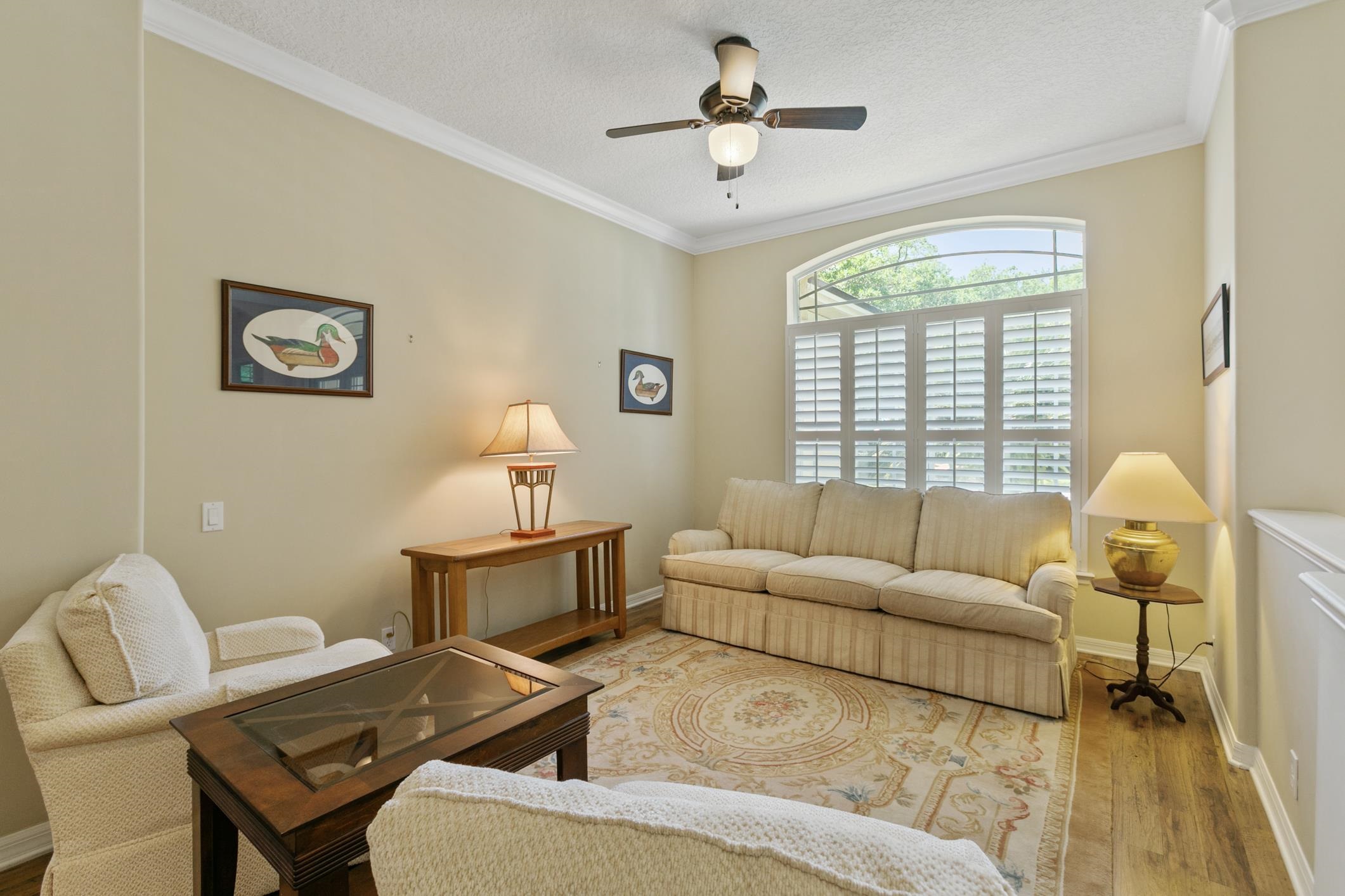 245 Bluebird Ln