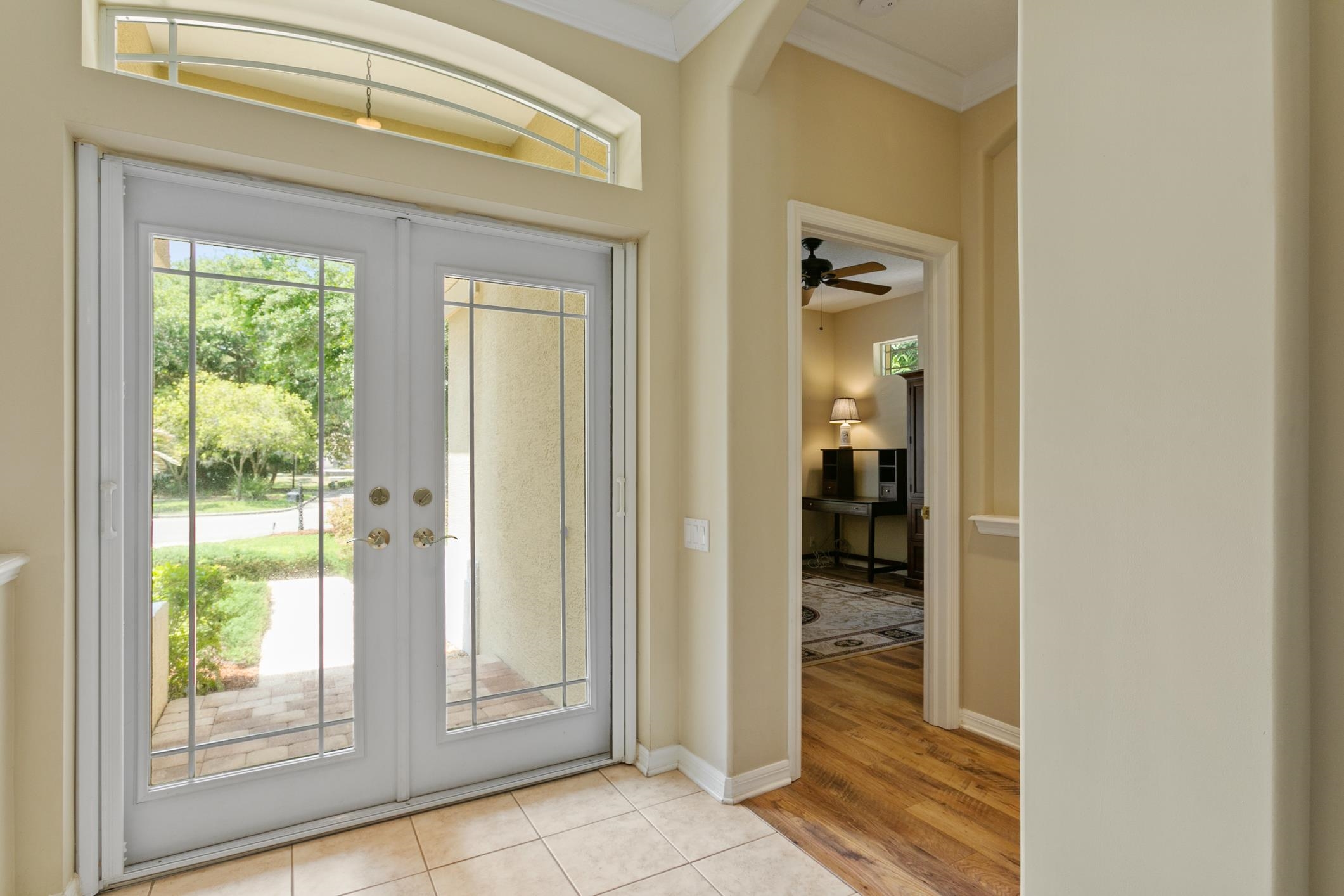 245 Bluebird Ln