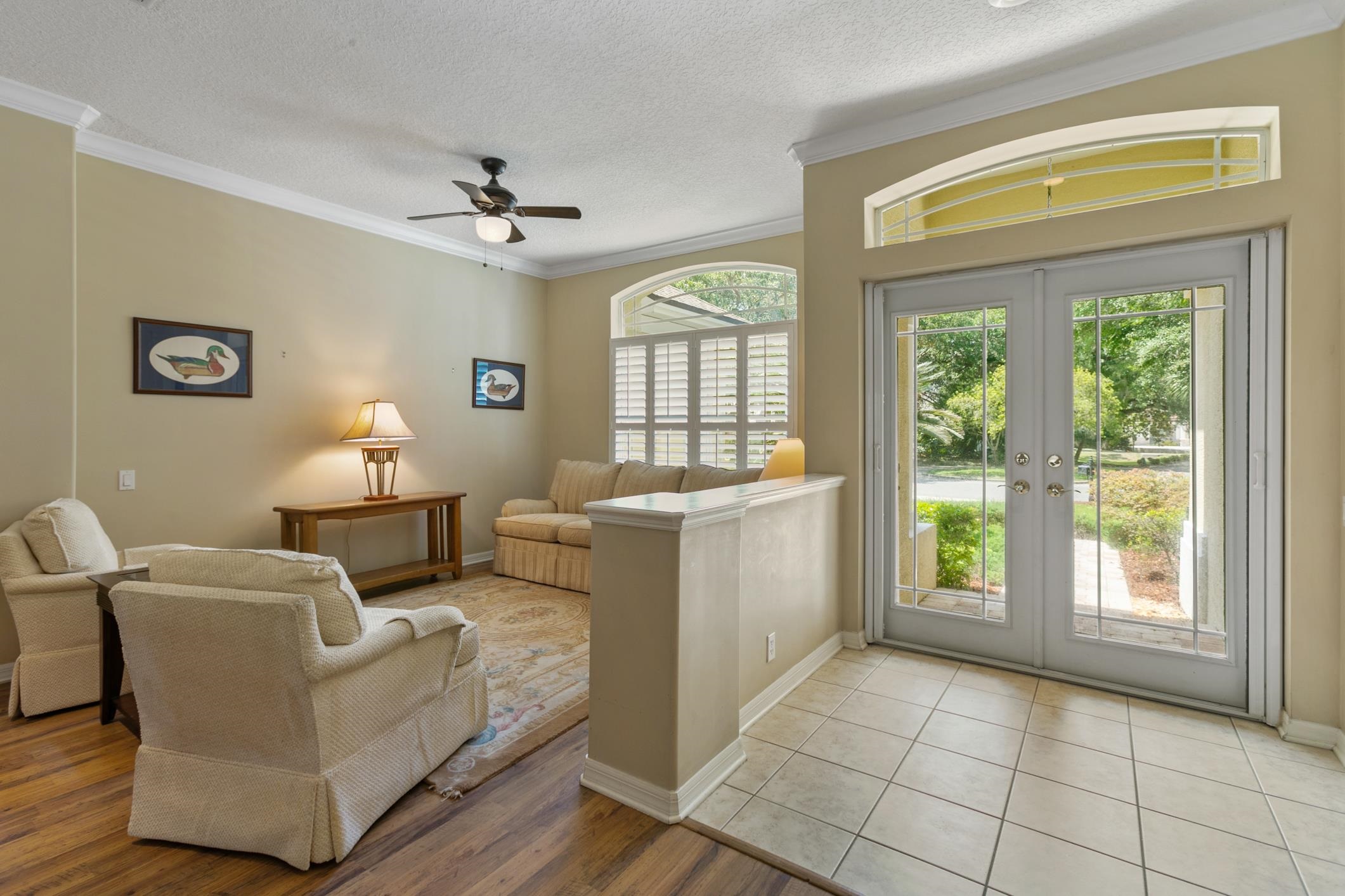 245 Bluebird Ln