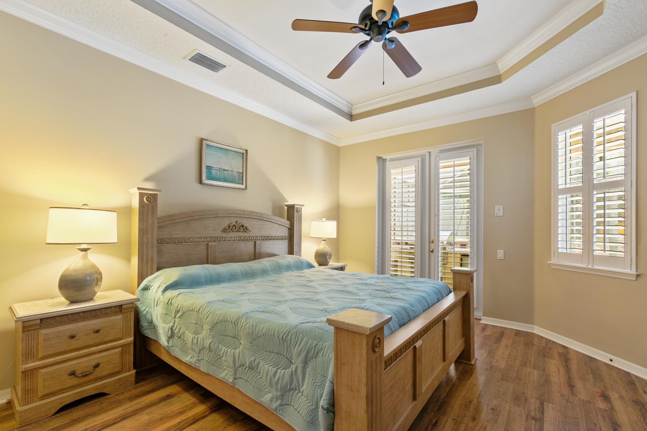 245 Bluebird Ln