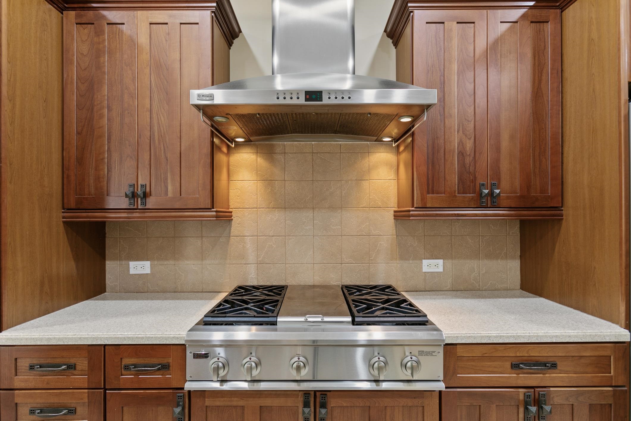 245 Bluebird Ln
