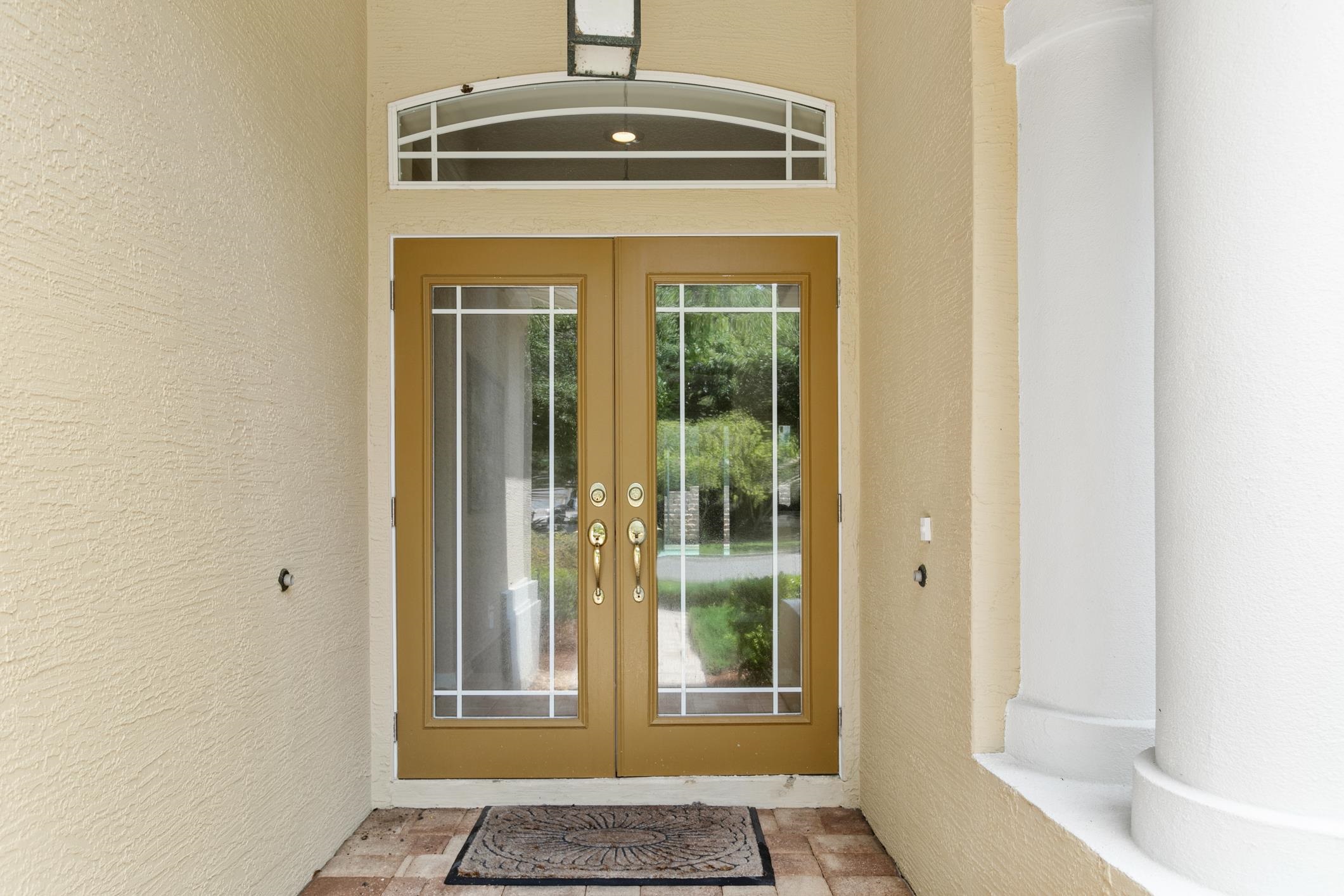 245 Bluebird Ln