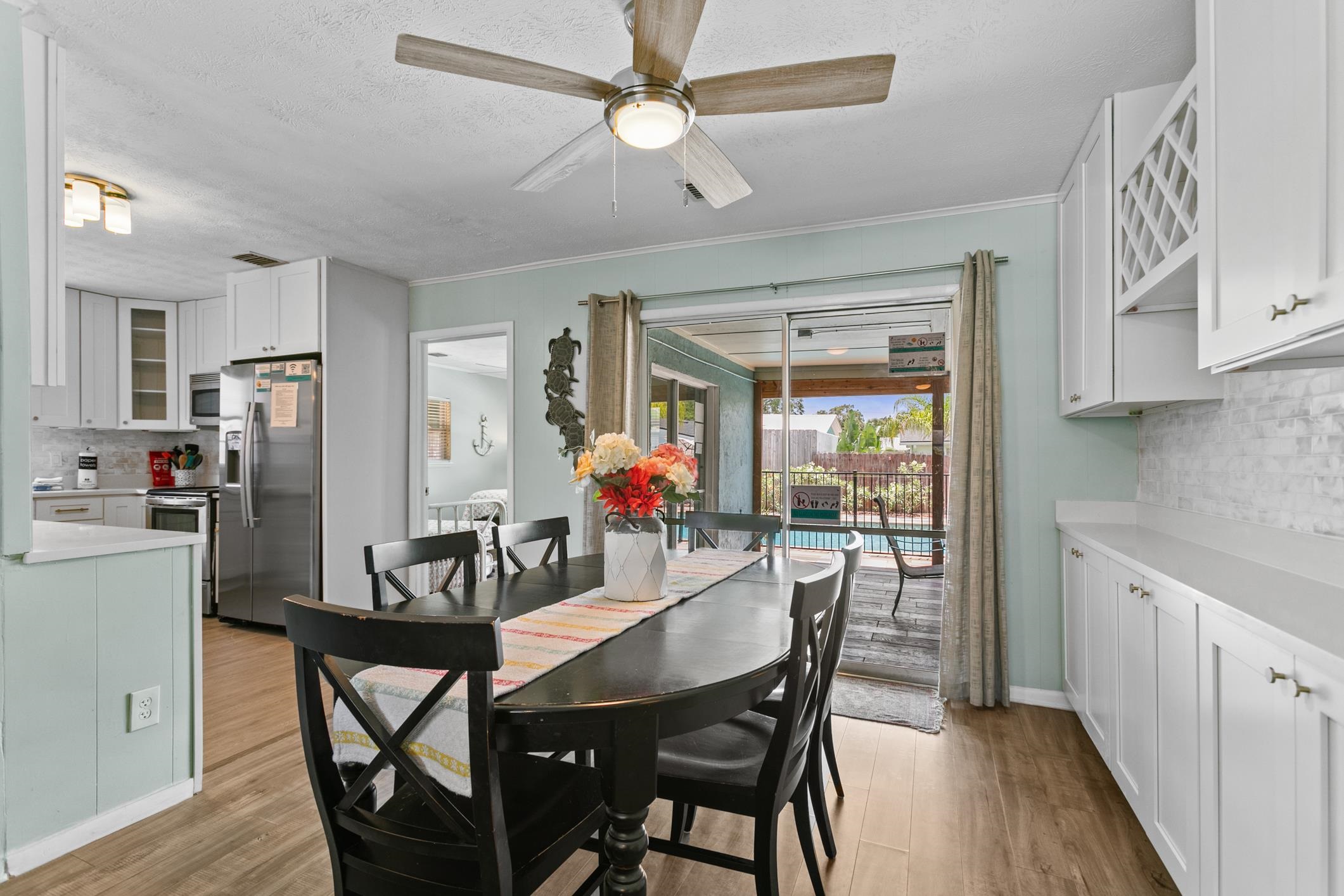 11 Sea Park Dr (Pool Home)