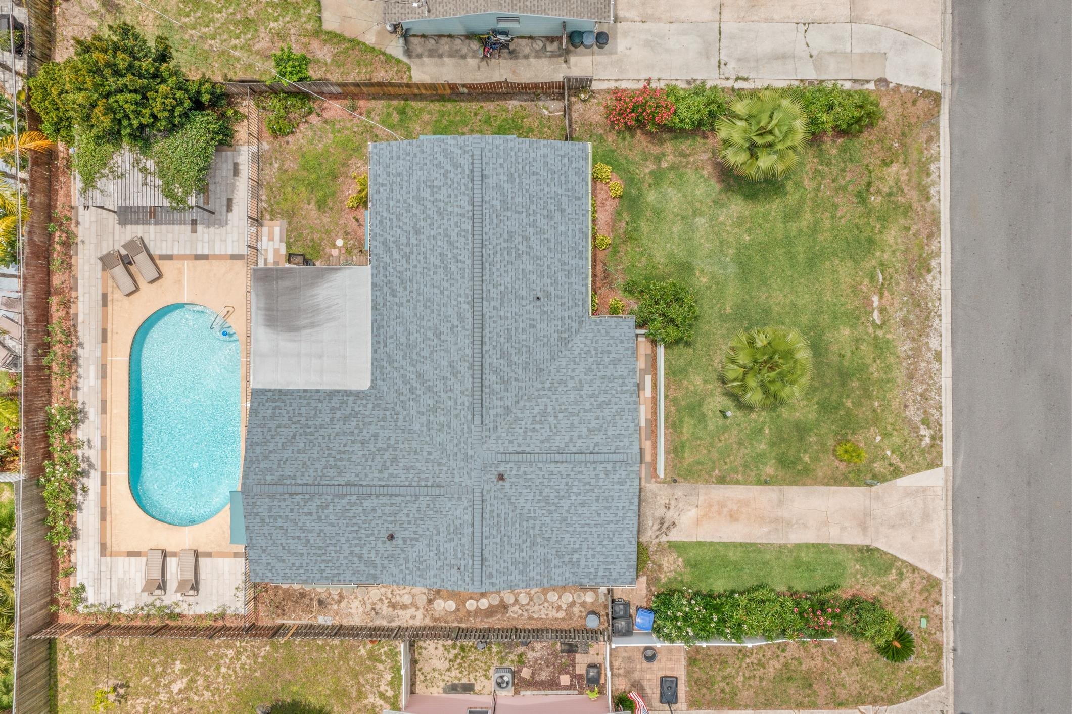 11 Sea Park Dr (Pool Home)