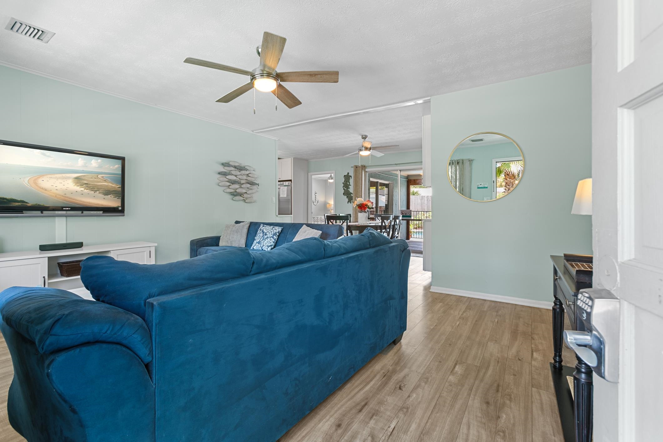 11 Sea Park Dr (Pool Home)