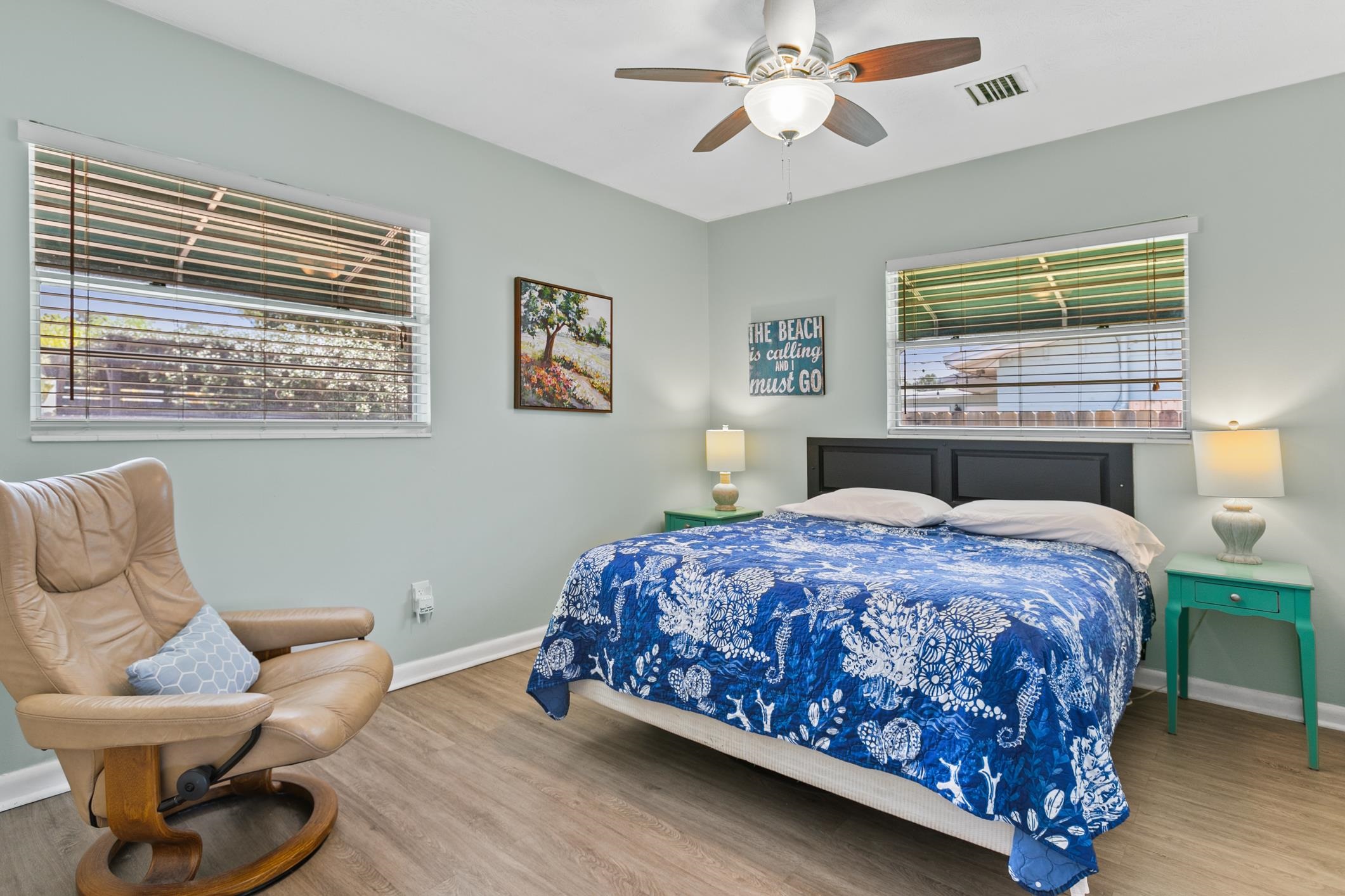 11 Sea Park Dr (Pool Home)