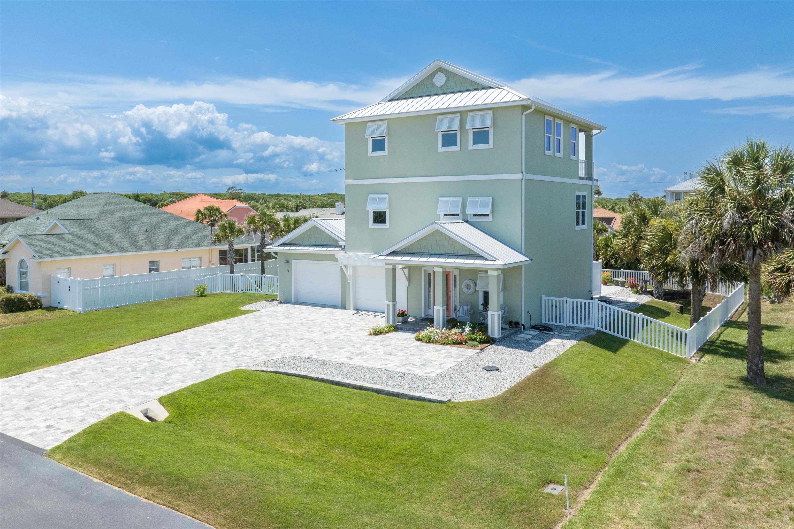 5 Beachside Drive