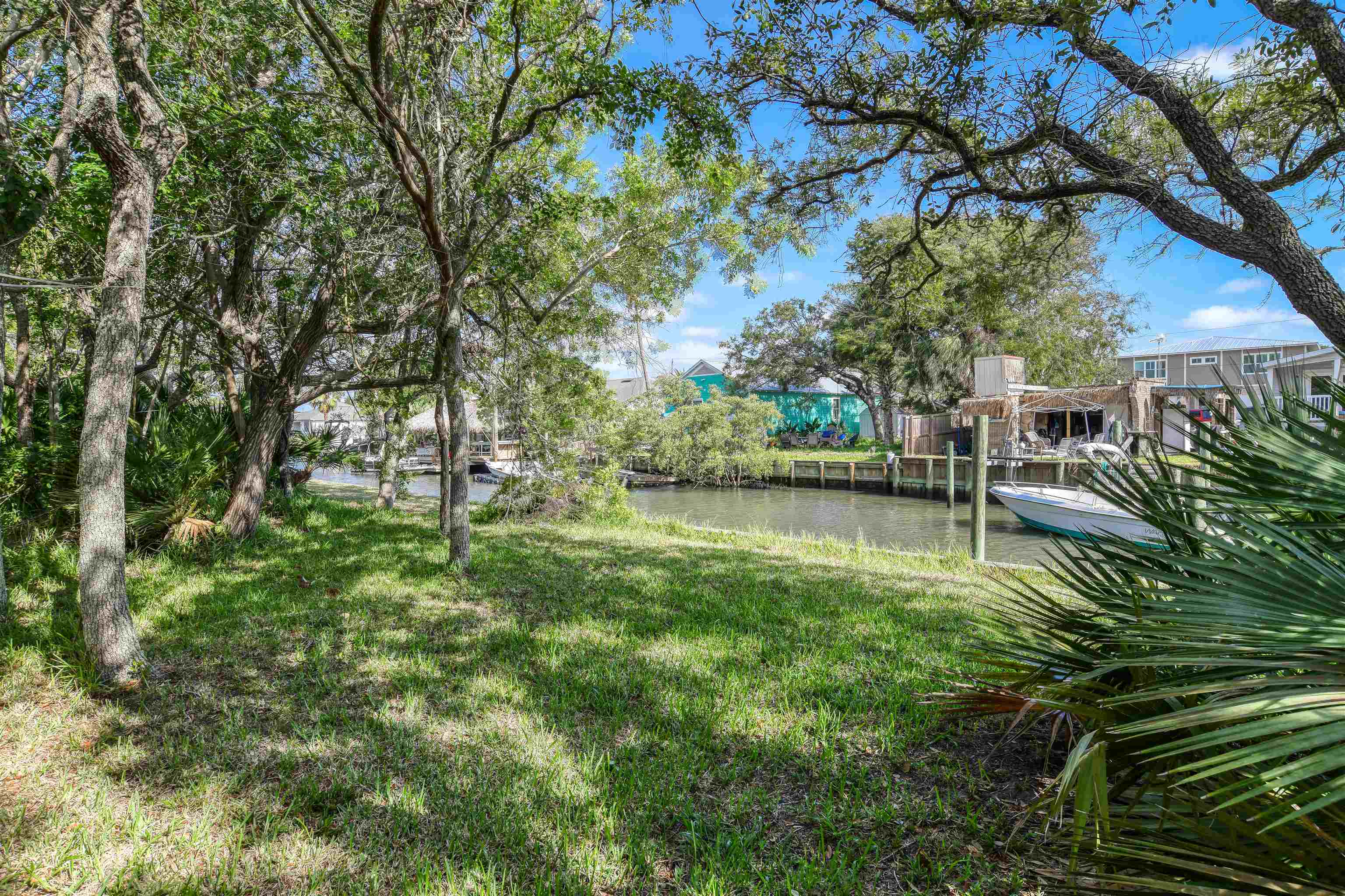 242 Basque Rd