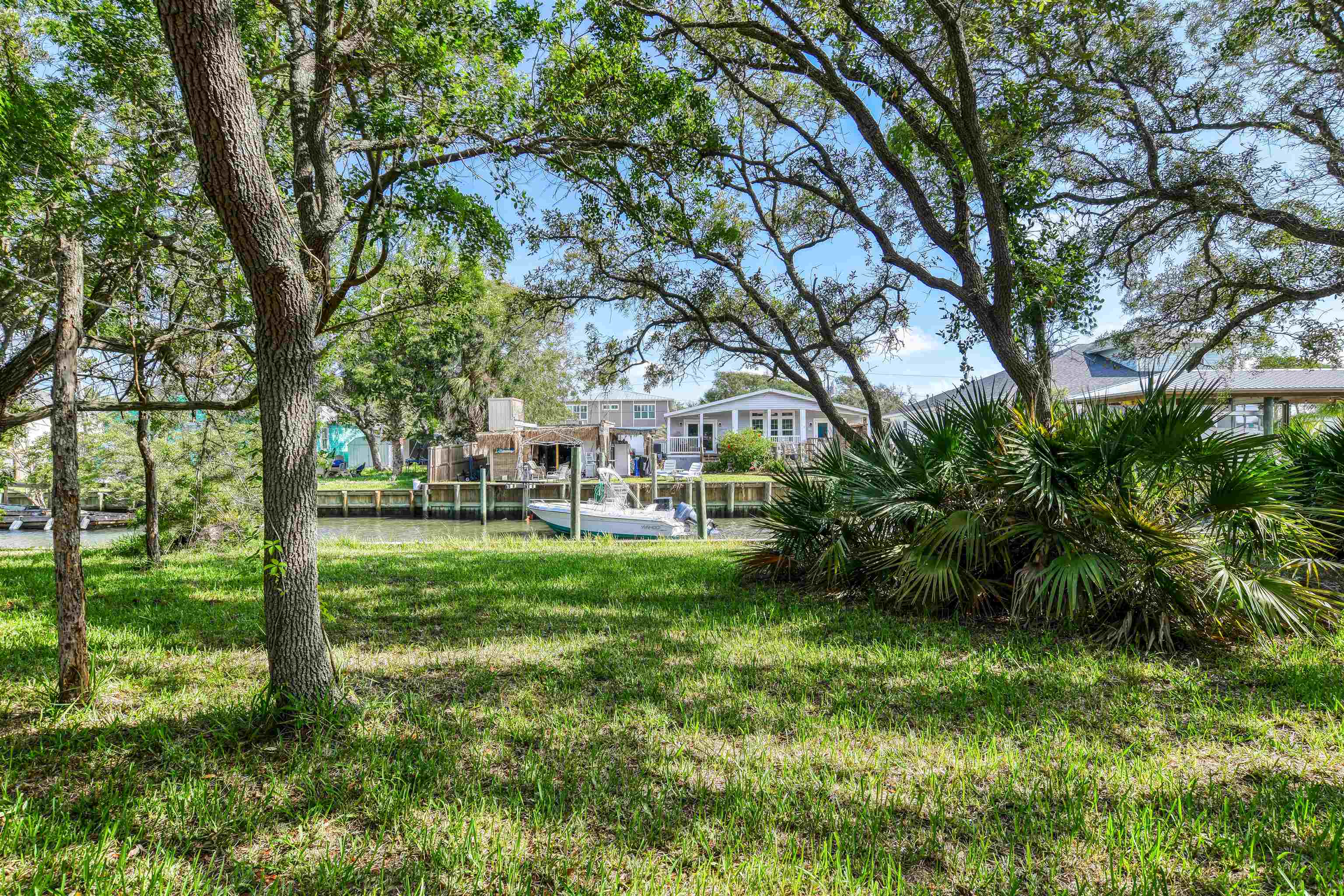 242 Basque Rd