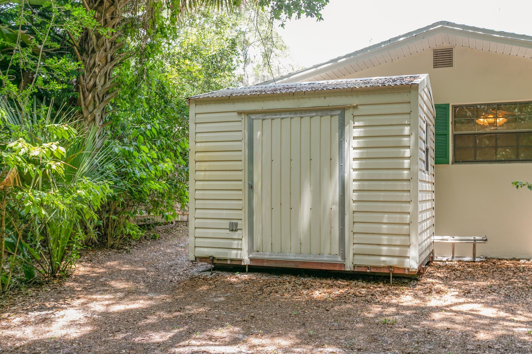 14 Willow Dr