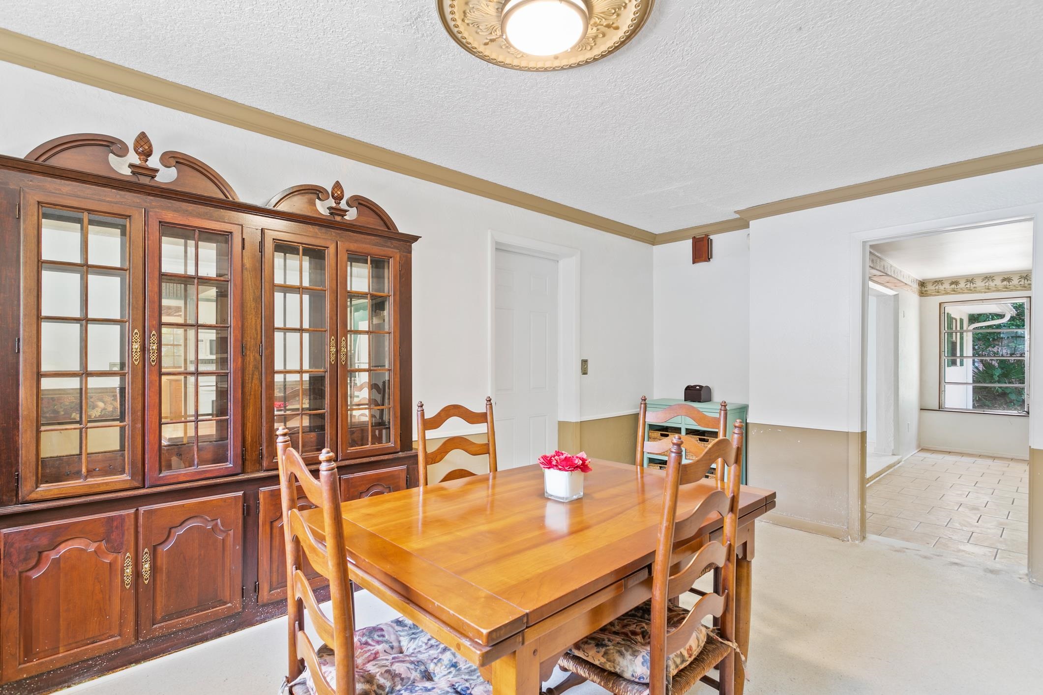 14 Willow Dr