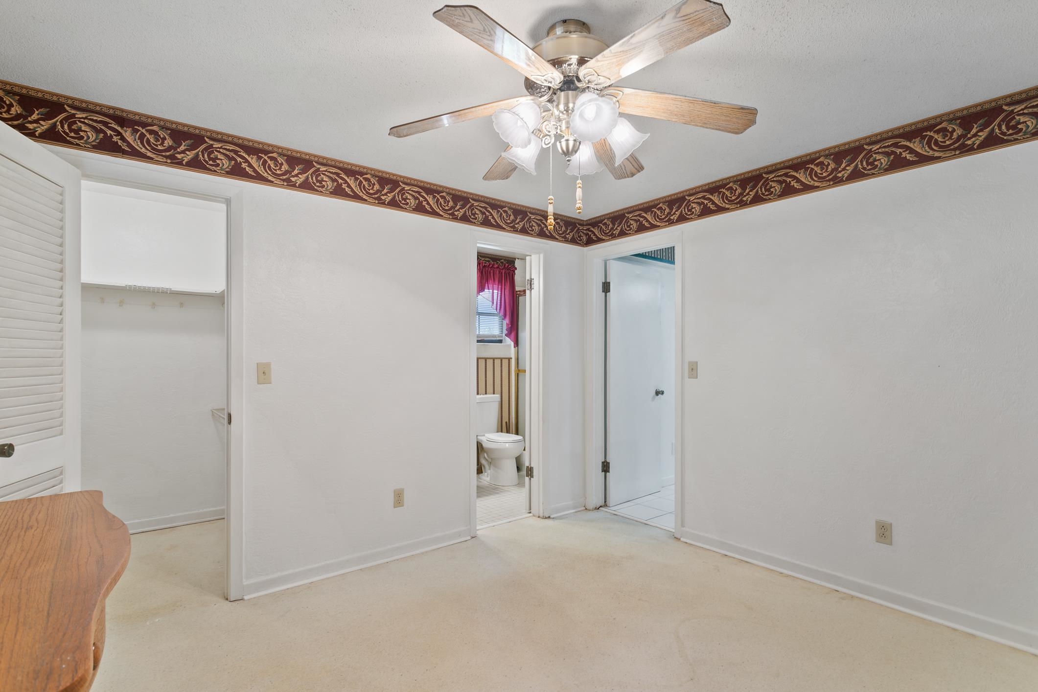 14 Willow Dr