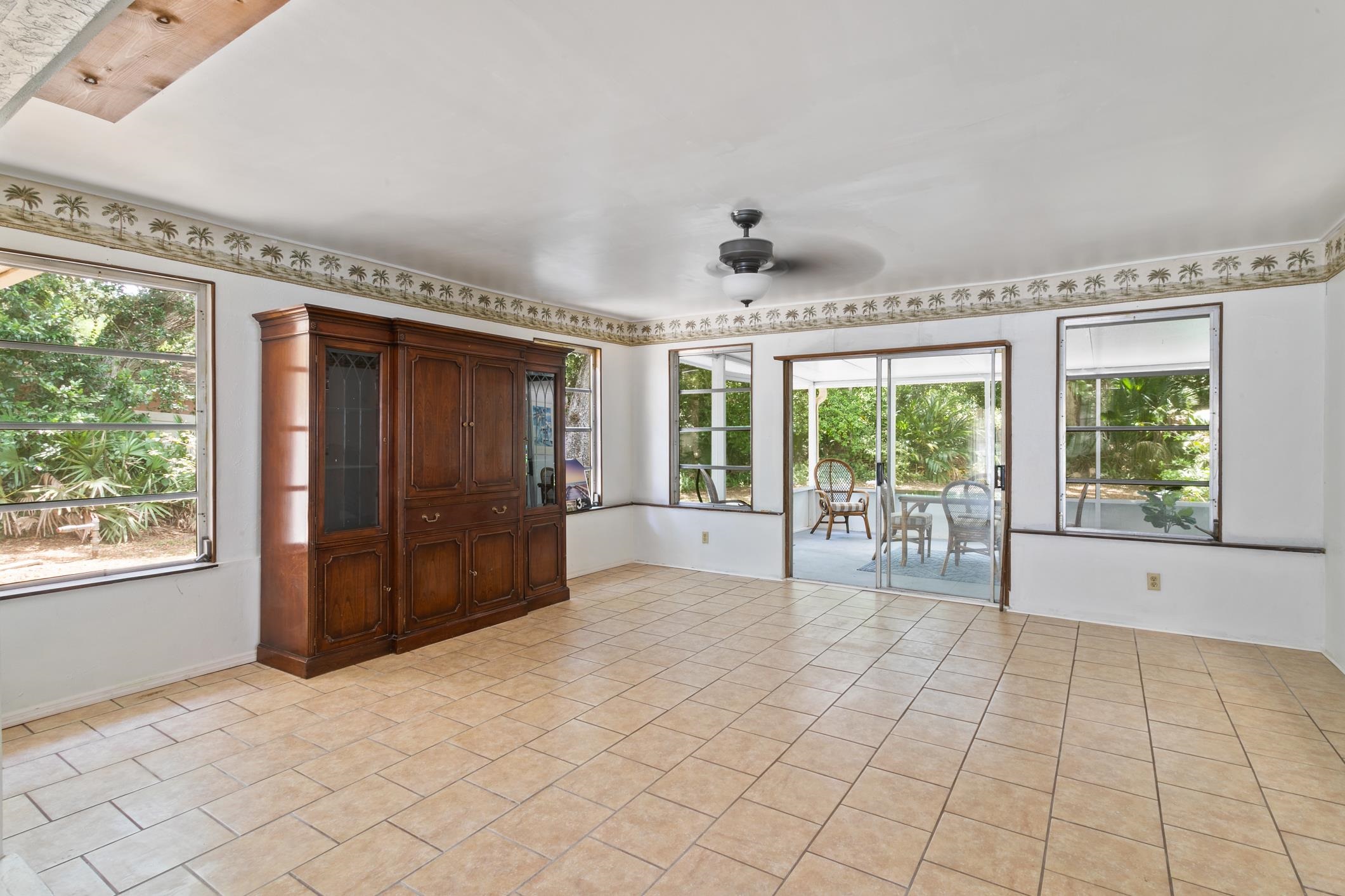 14 Willow Dr